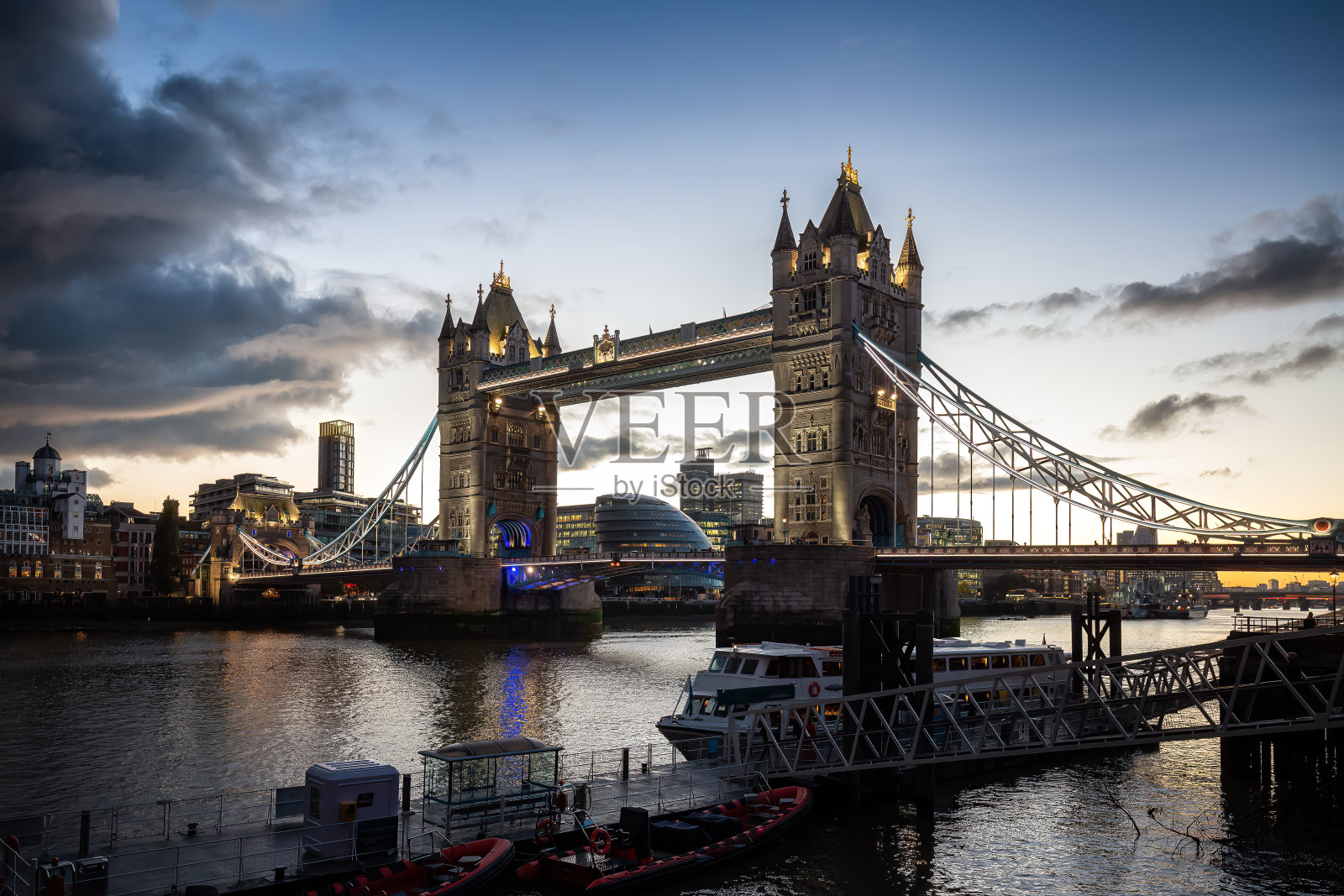 伦敦塔桥,英国。照片摄影图片