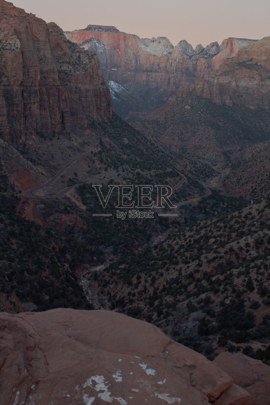 锡安国家公园的日出照片摄影图片