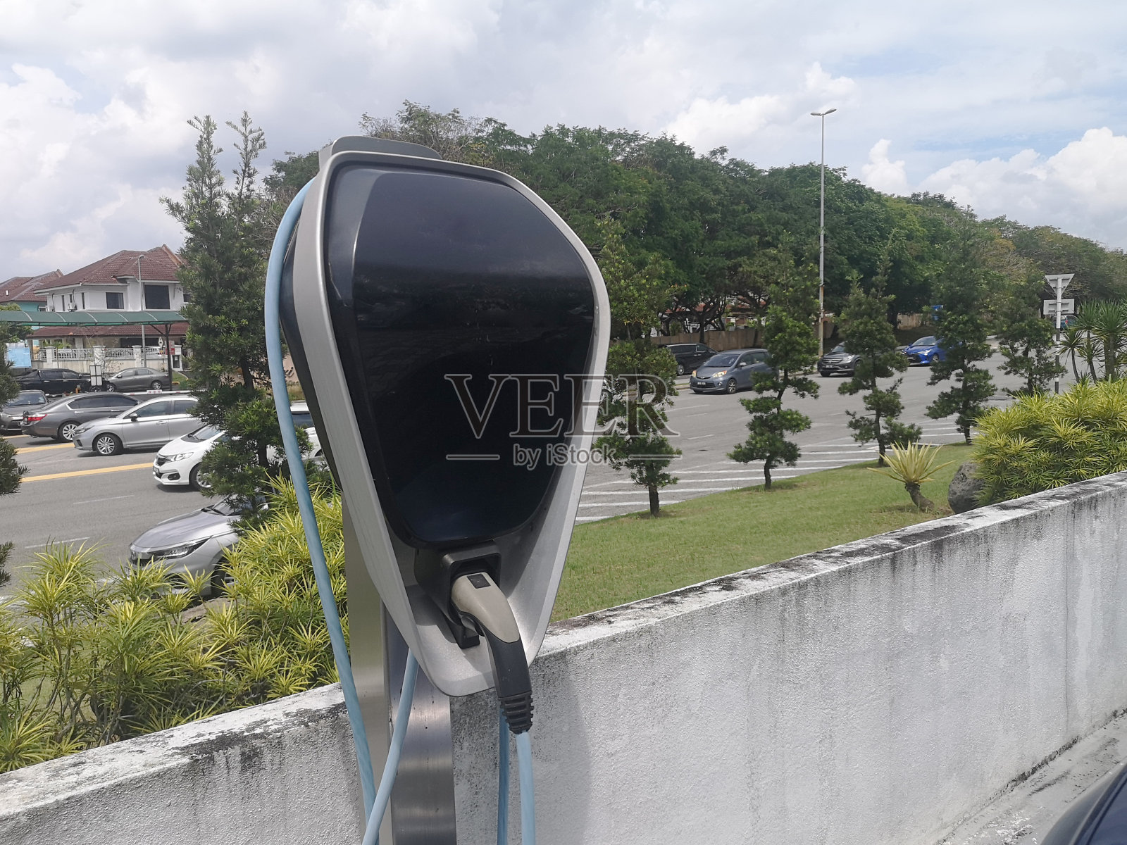 一排电动汽车充电器照片摄影图片