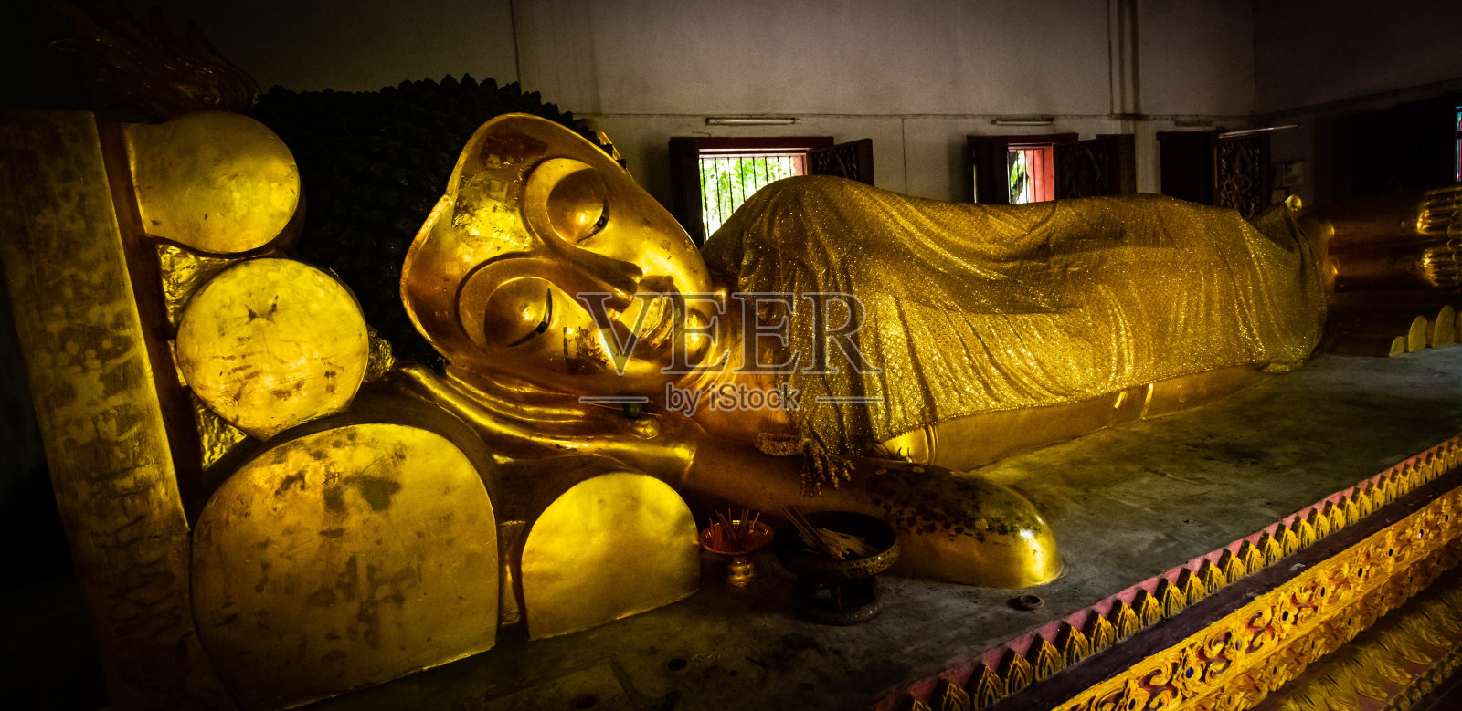 睡佛照片摄影图片