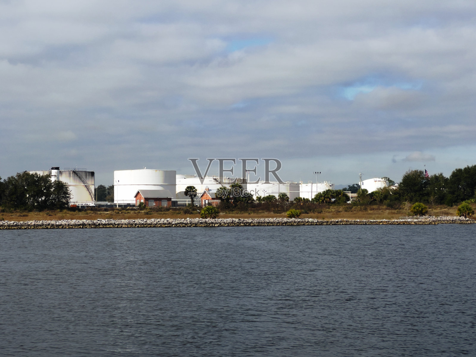 工业储罐照片摄影图片