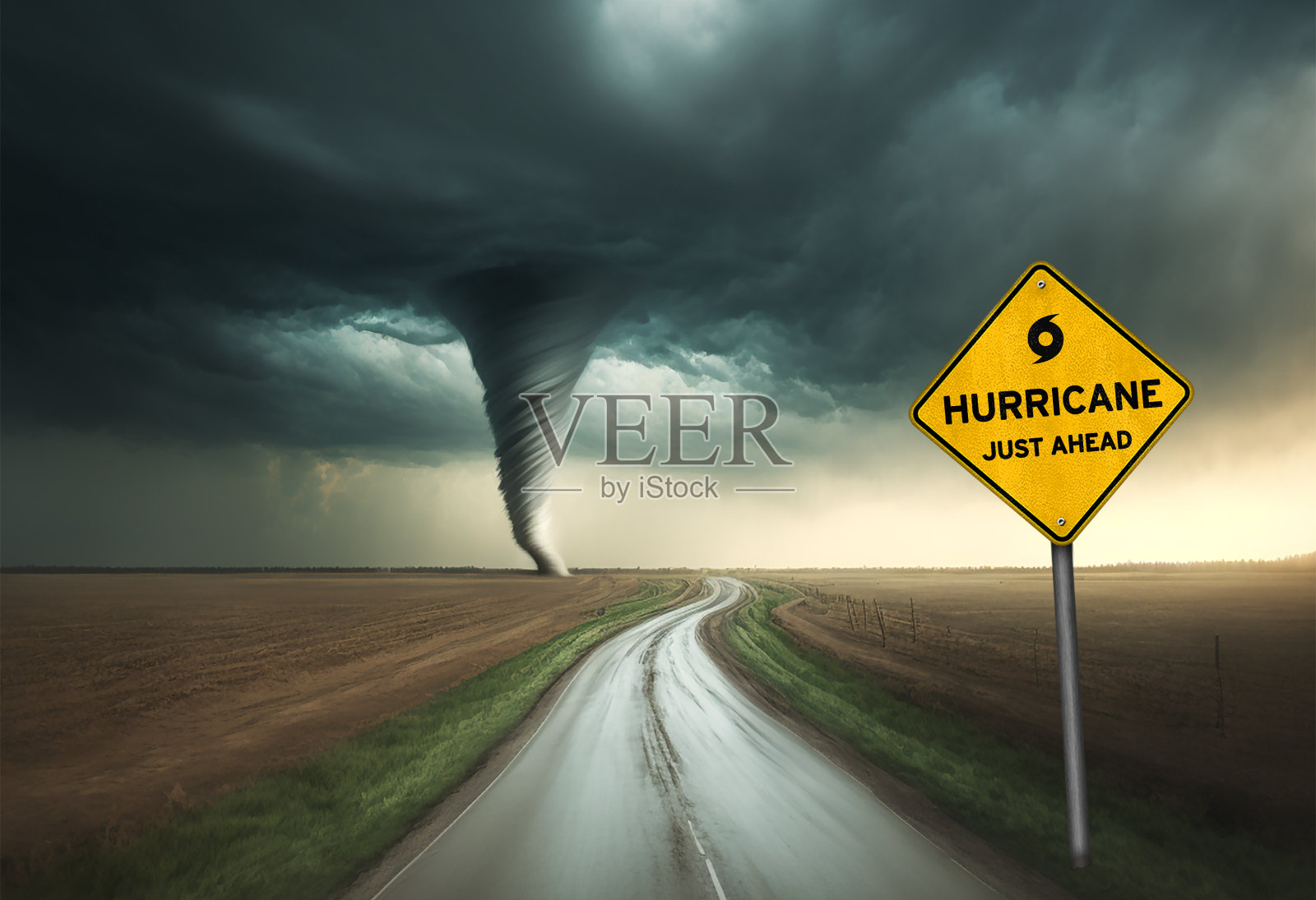 飓风前方警告路标照片摄影图片