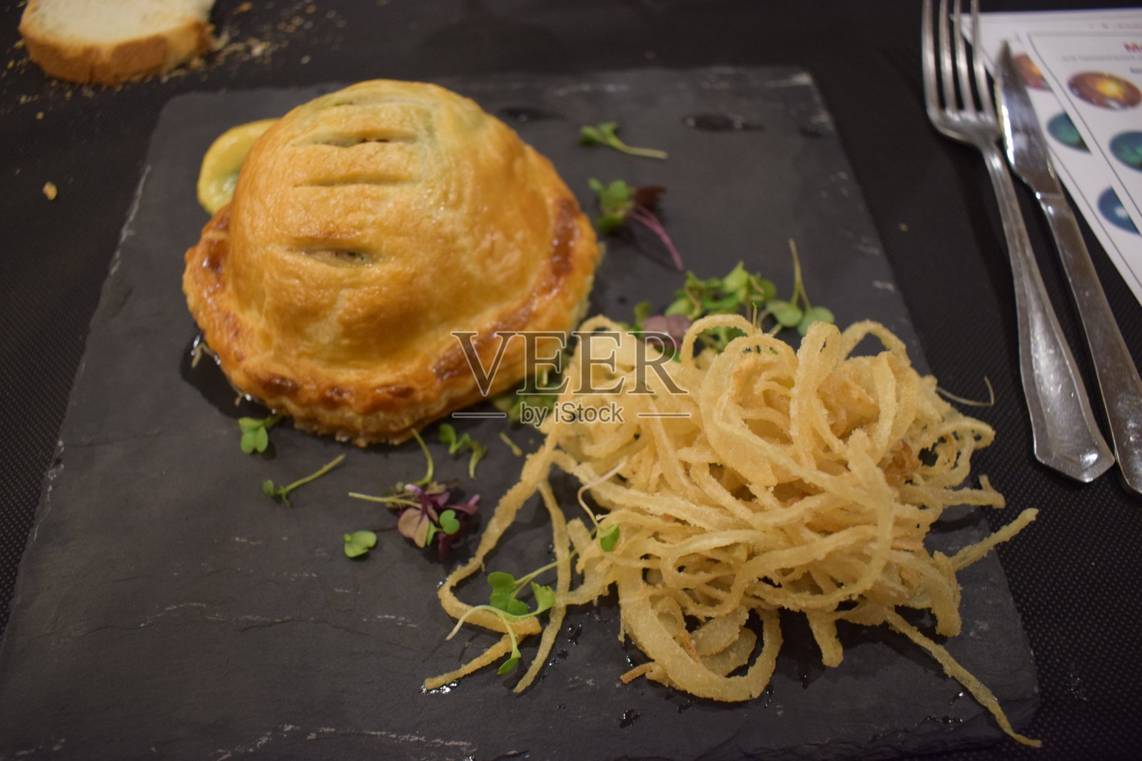 粗糙的发酵剂,有粘稠装饰照片摄影图片