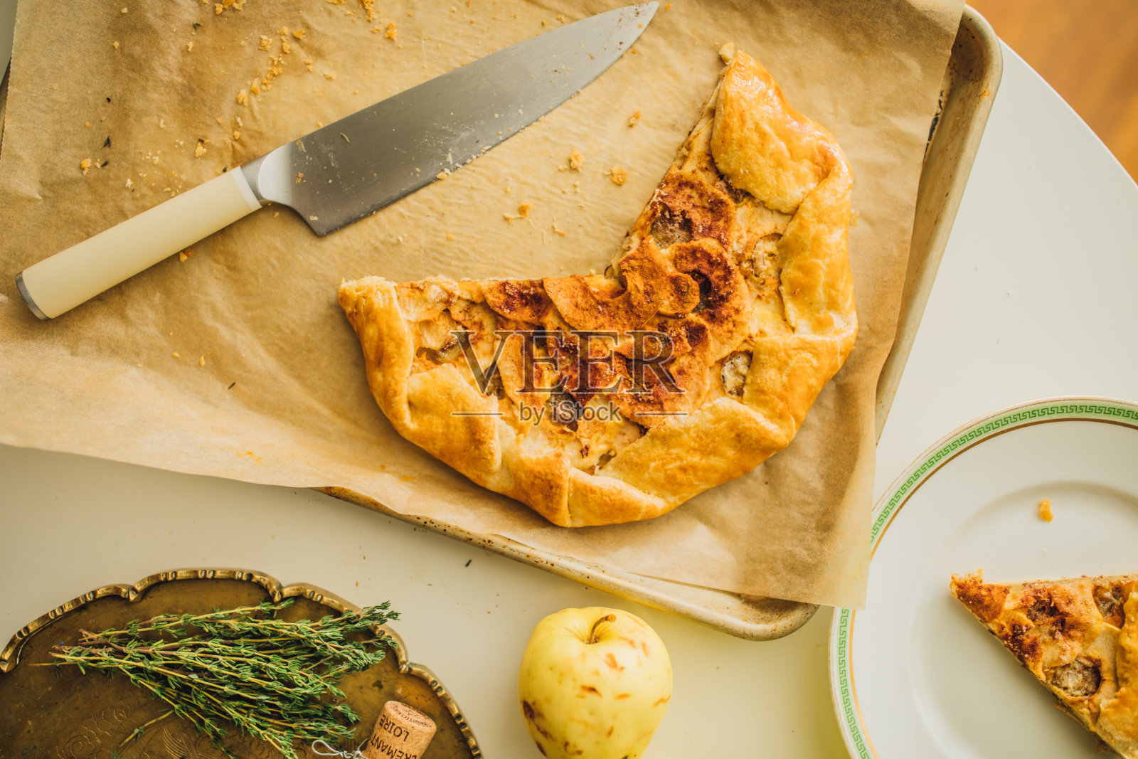 苹果杏仁奶油夹心饼照片摄影图片