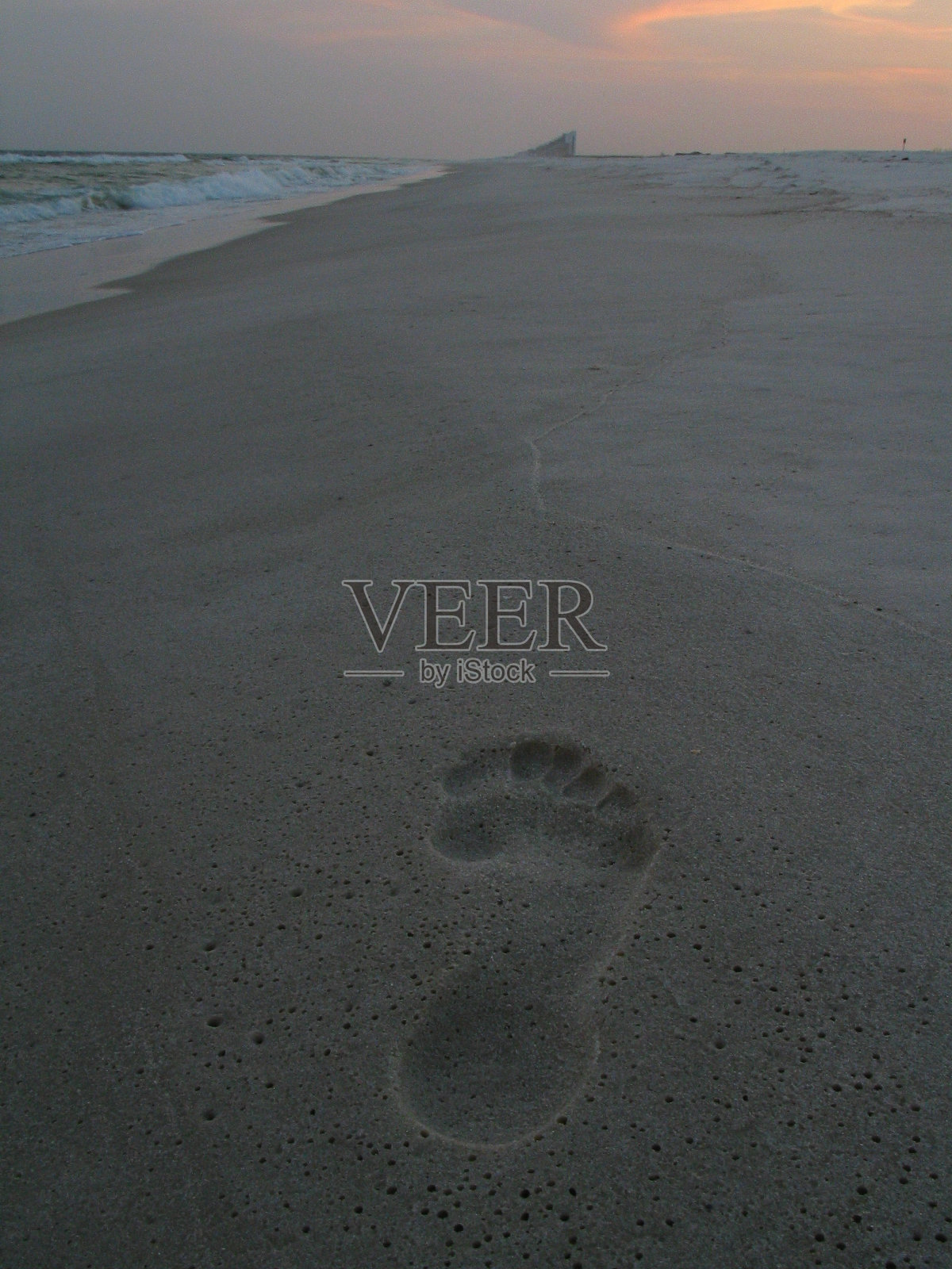 孤独的足迹照片摄影图片