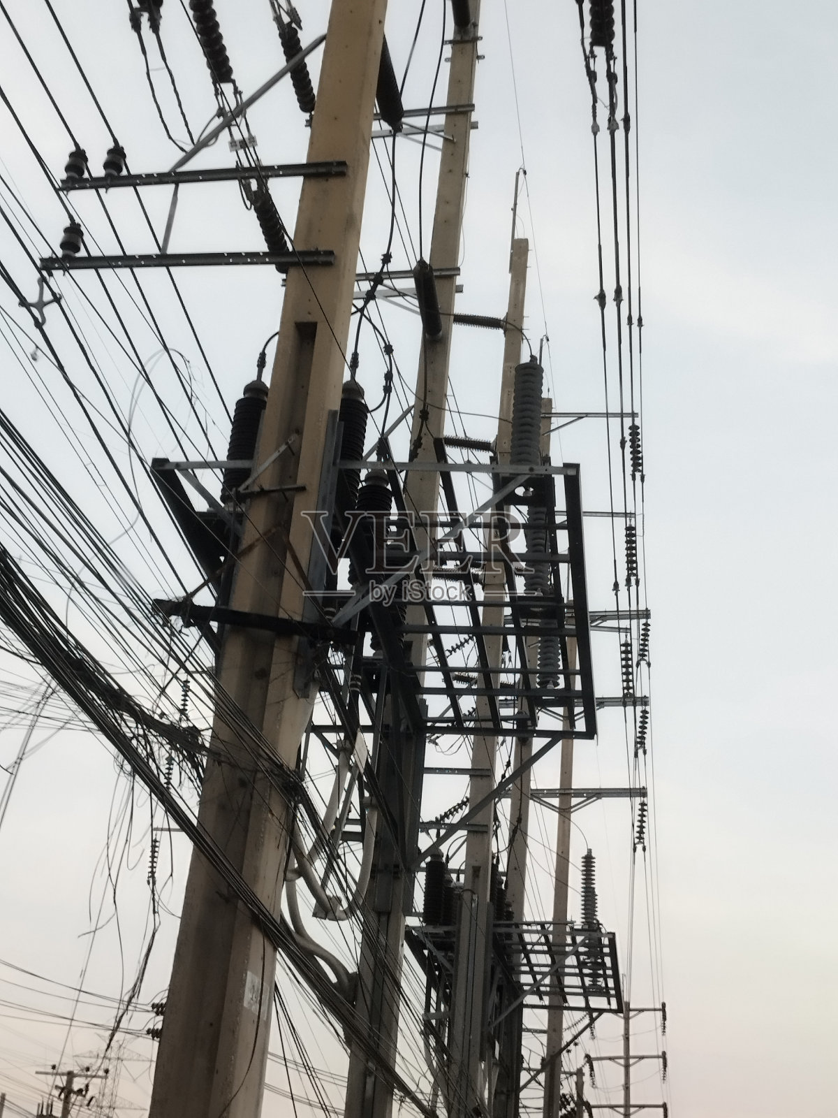 电缆灯杆照片摄影图片