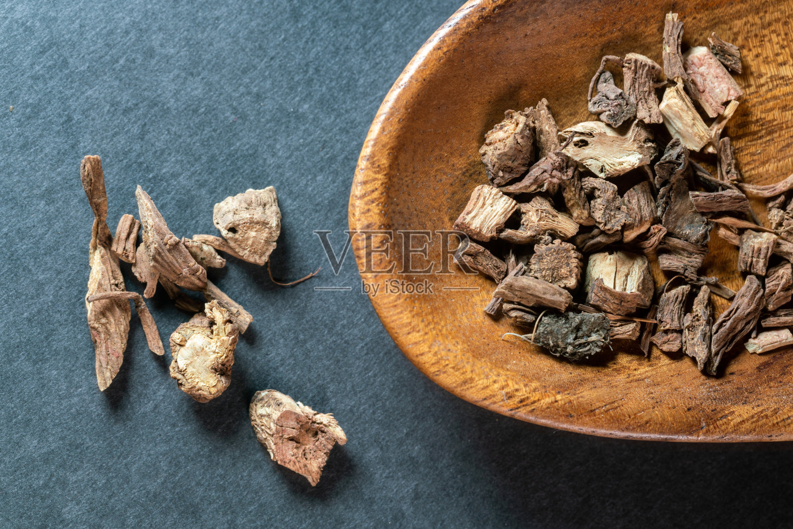 黑底白芍照片摄影图片