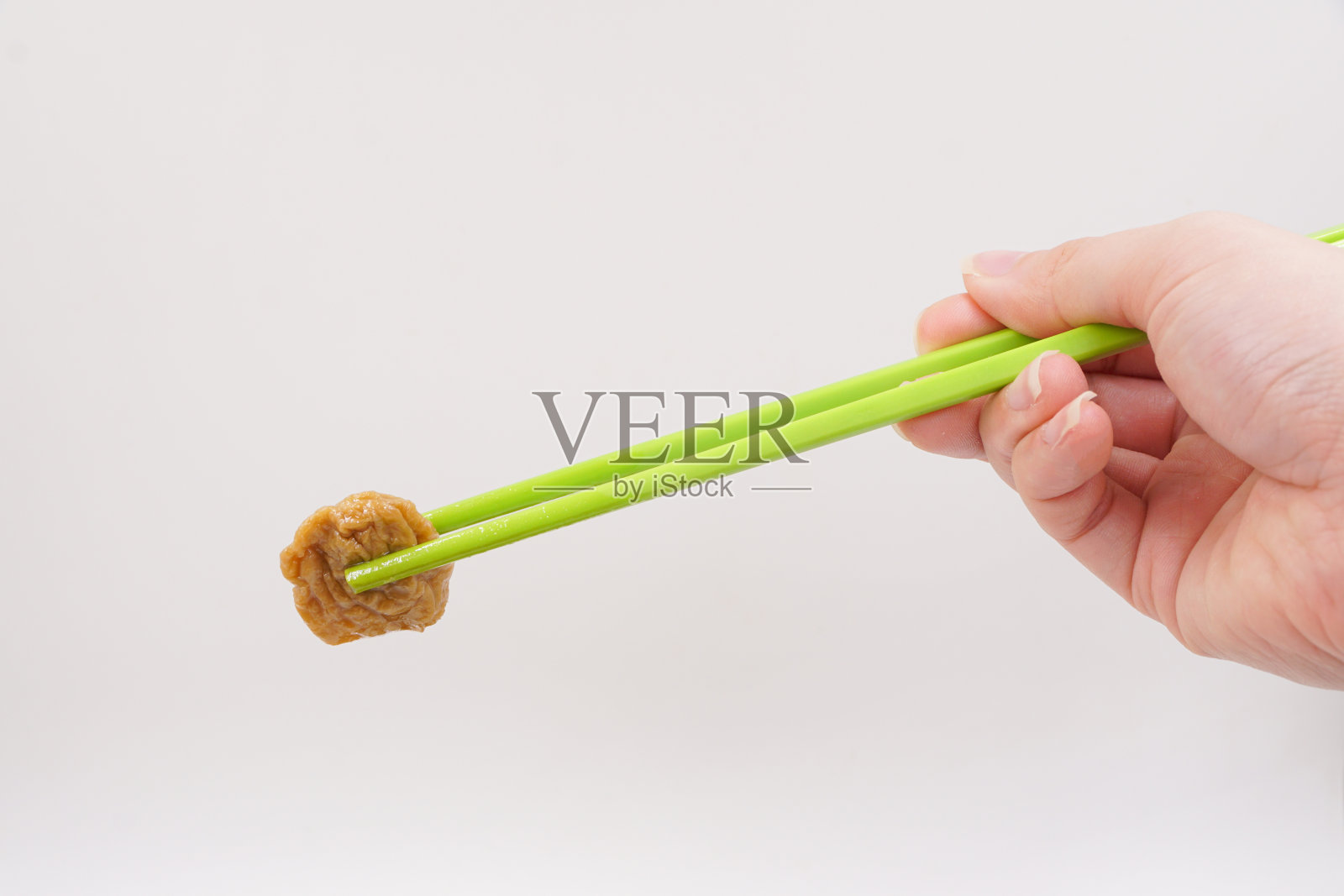 素焖面筋,青藤花絮做假肉照片摄影图片