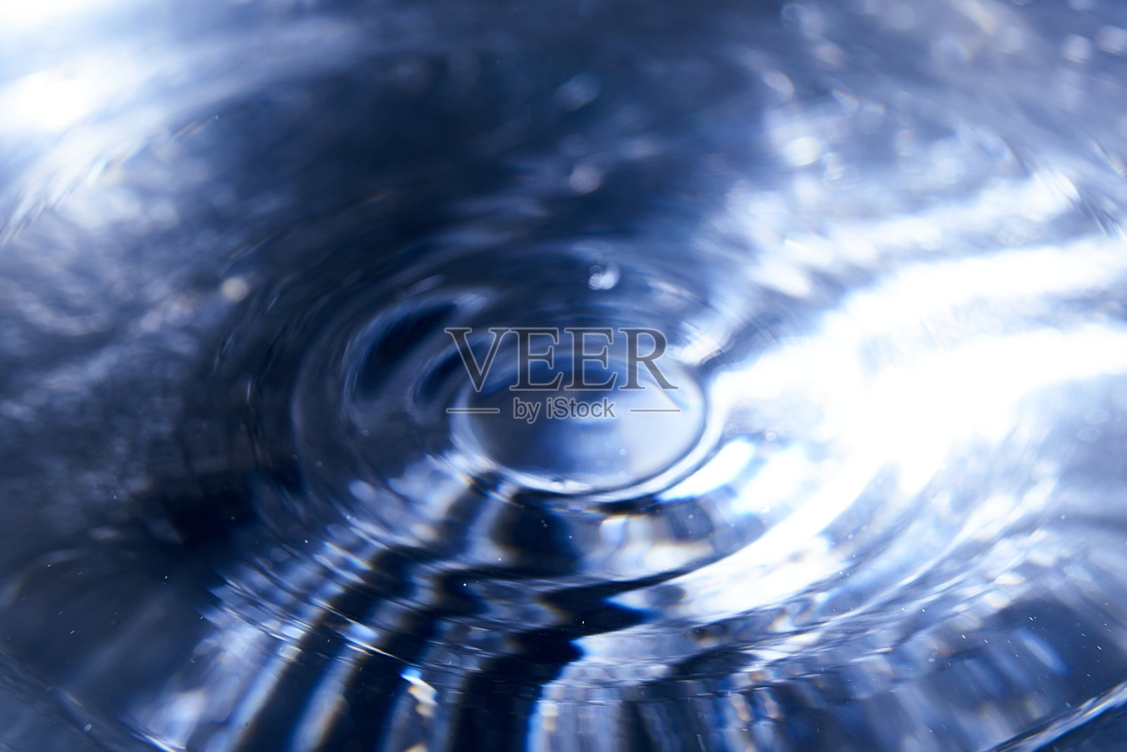 一个抽象的背景未定义的形状与各种色调和波浪,壁纸照片摄影图片