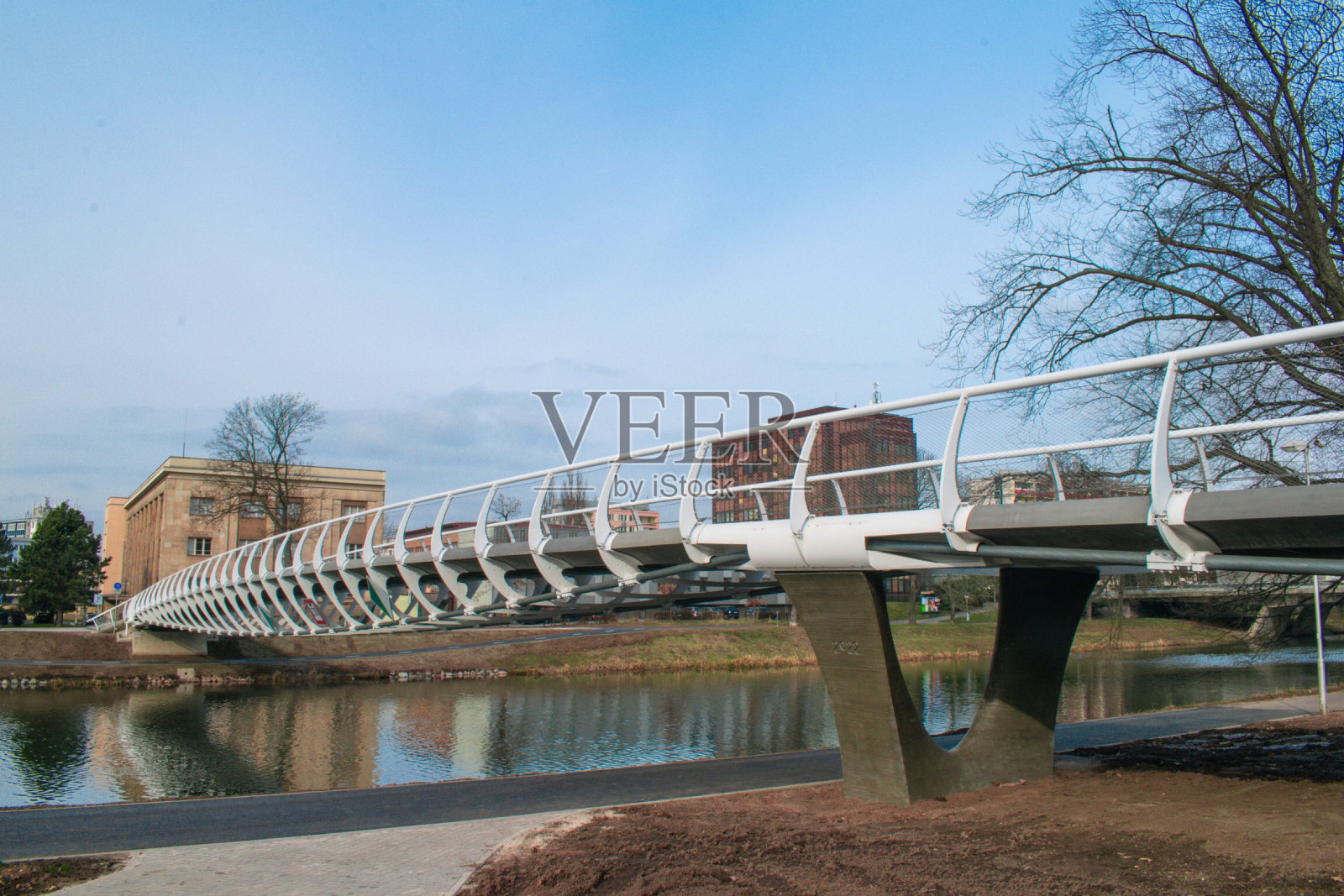 人行天桥照片摄影图片