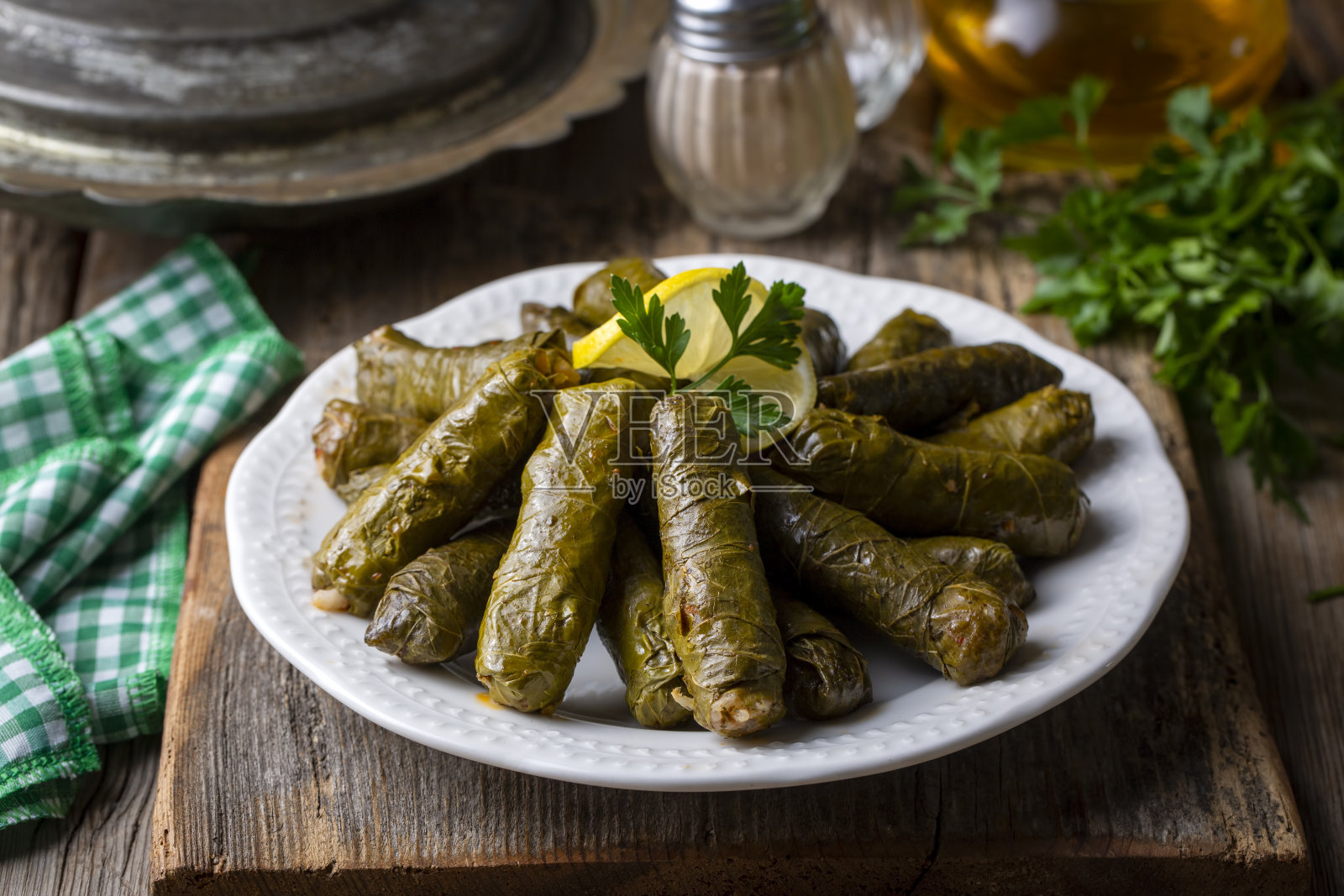 传统美味的土耳其食物;塞叶(亚帕拉克萨尔马西)照片摄影图片
