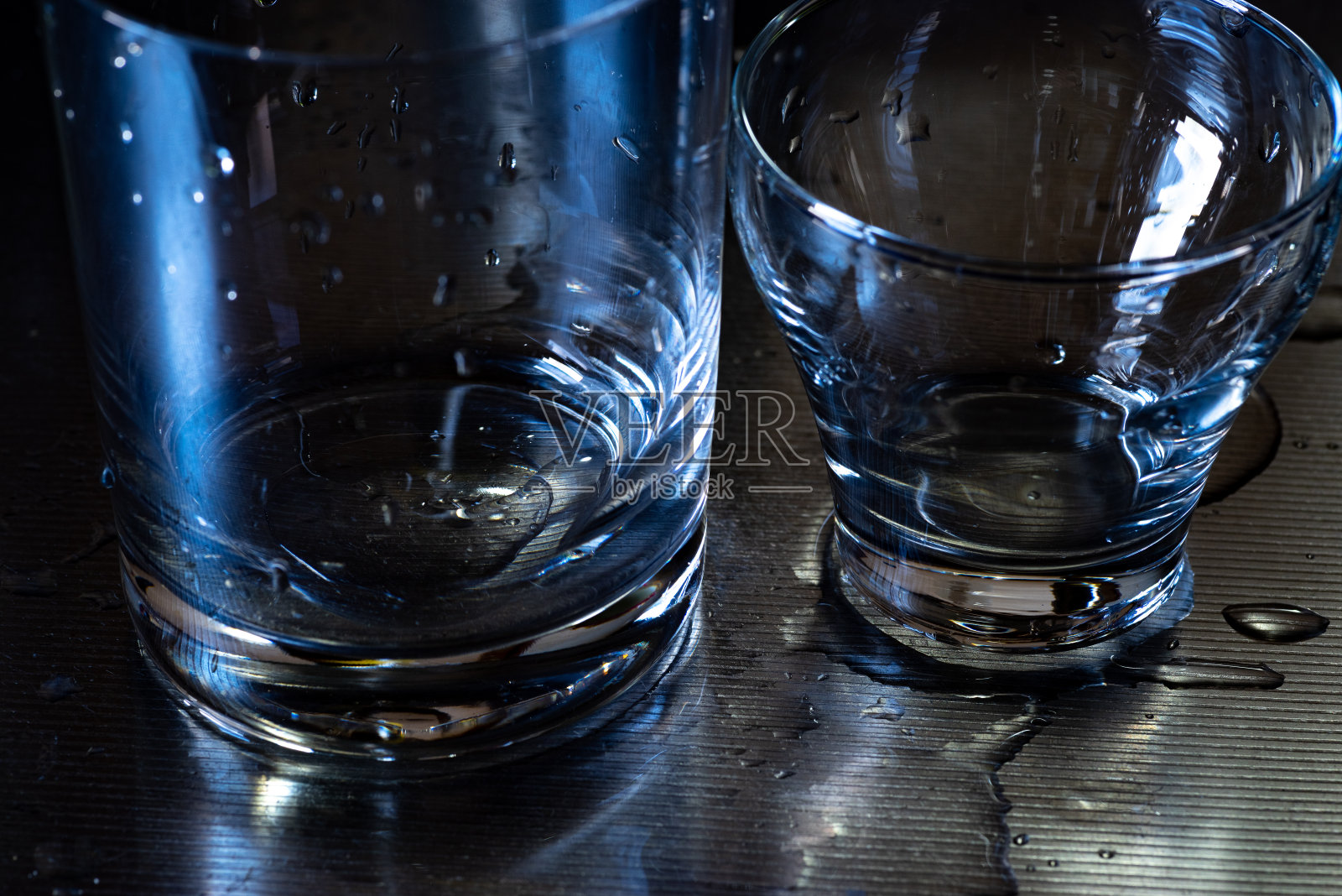 湿玻璃杯照片摄影图片