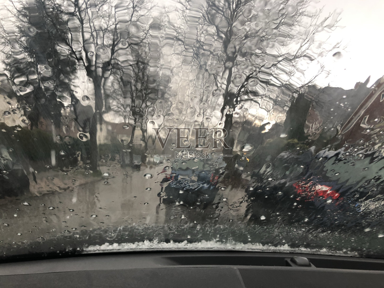 雨天照片摄影图片