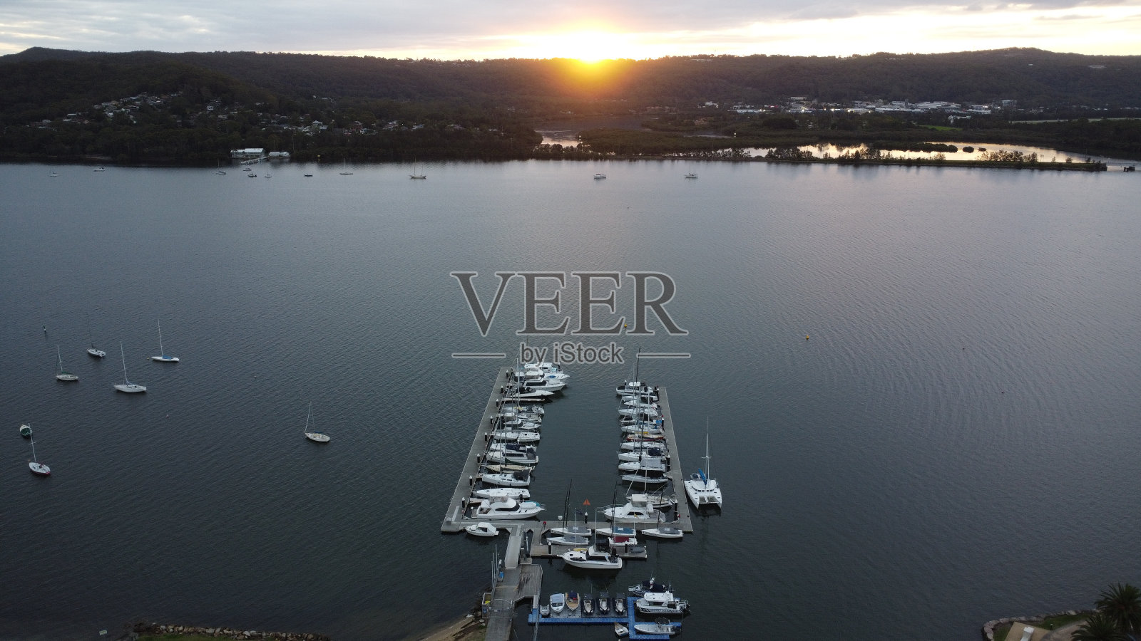 戈斯福德码头日落照片摄影图片