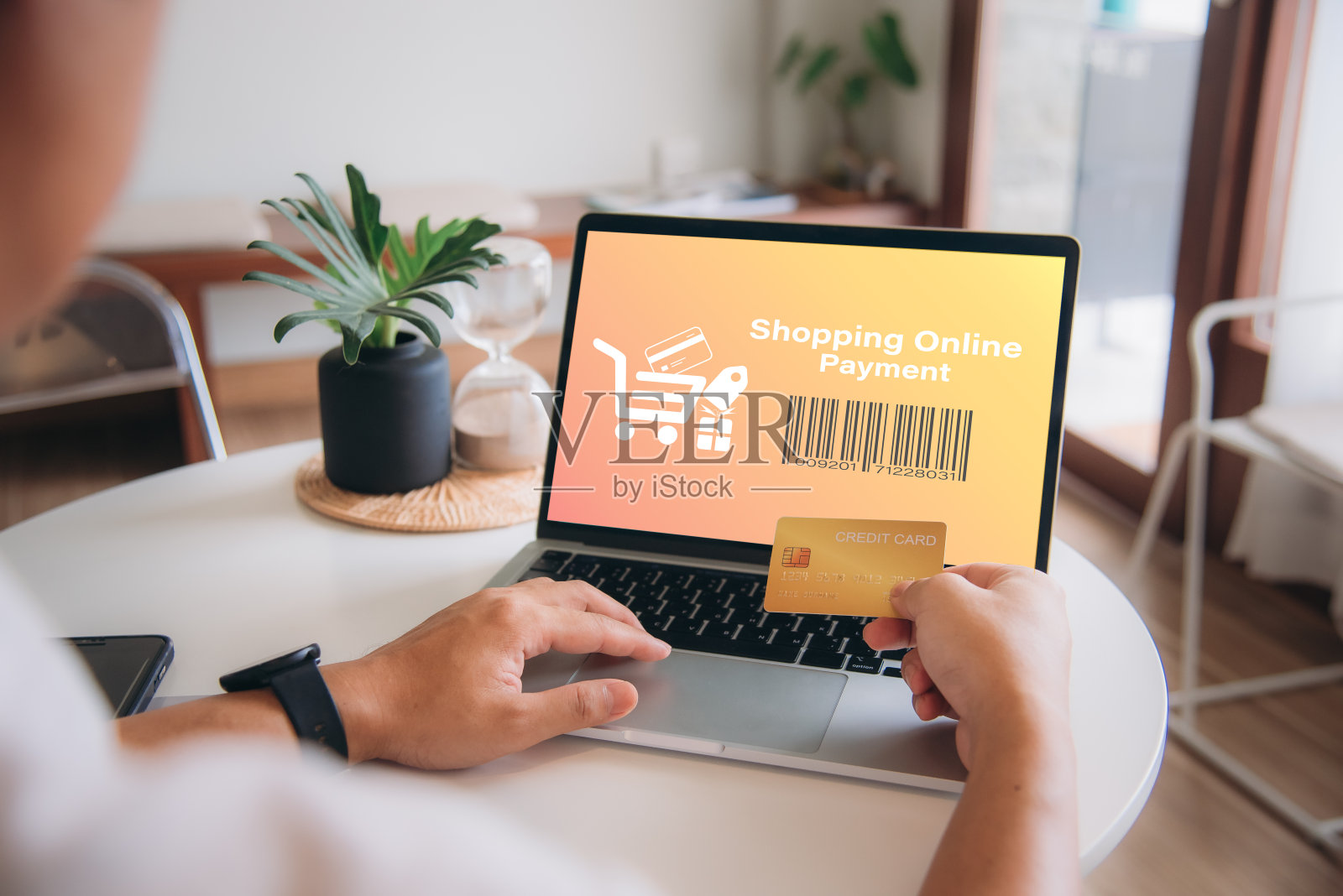 便利的在线支付与创新的安全世界的数字交易,电子商务和在线支付方式。数字钱包到支付网关和在线支付系统的安全性。照片摄影图片