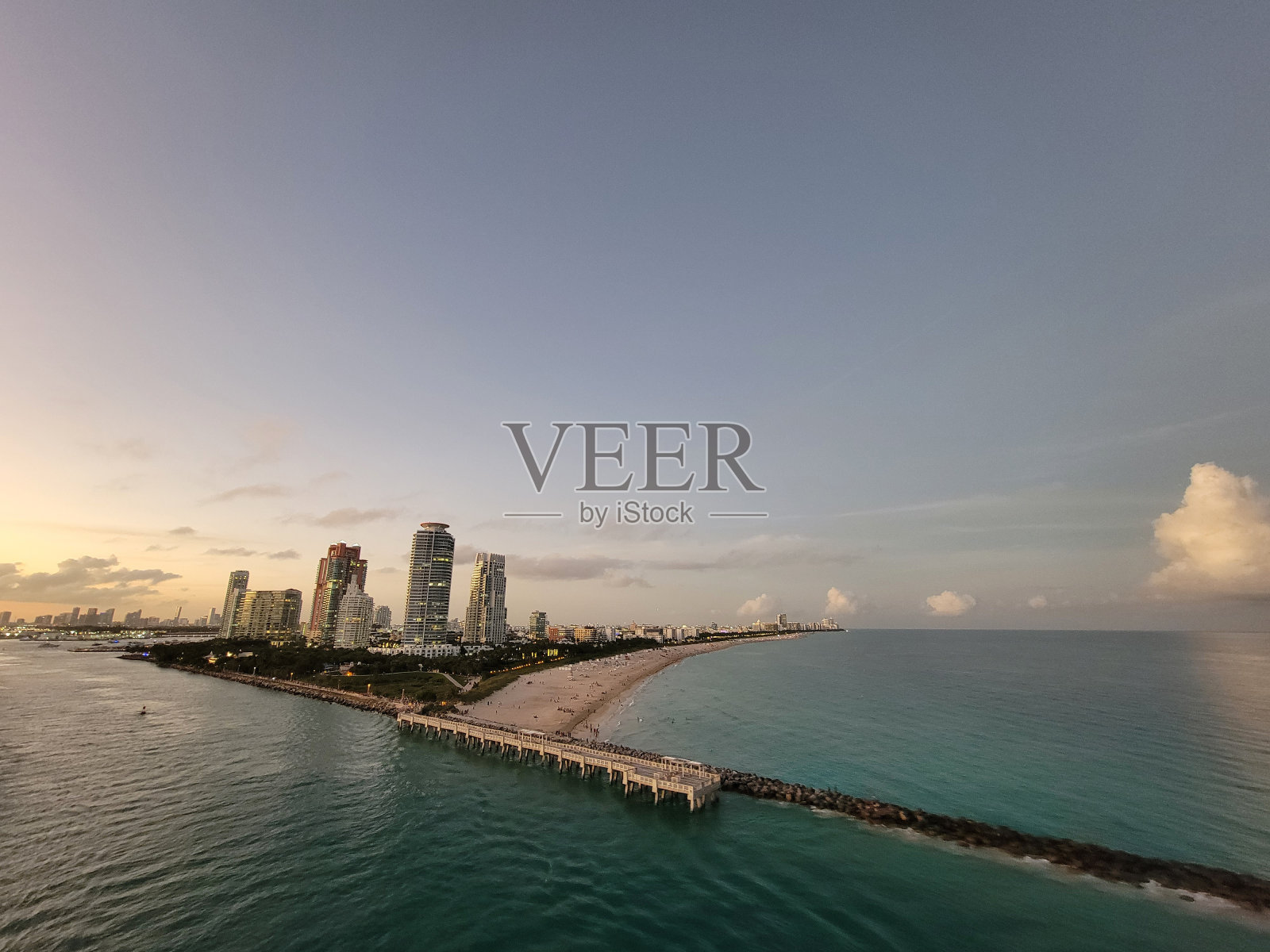 夕阳西下照片摄影图片