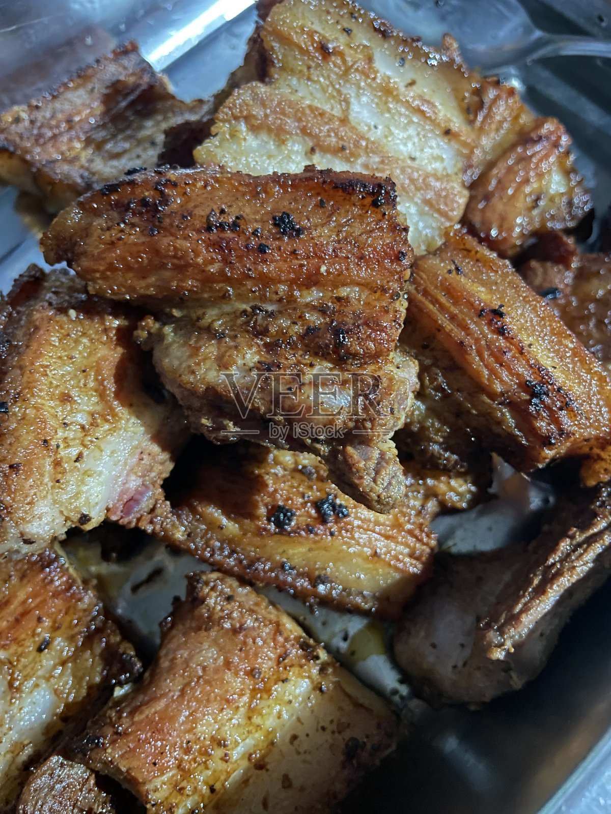 烤猪肉照片摄影图片