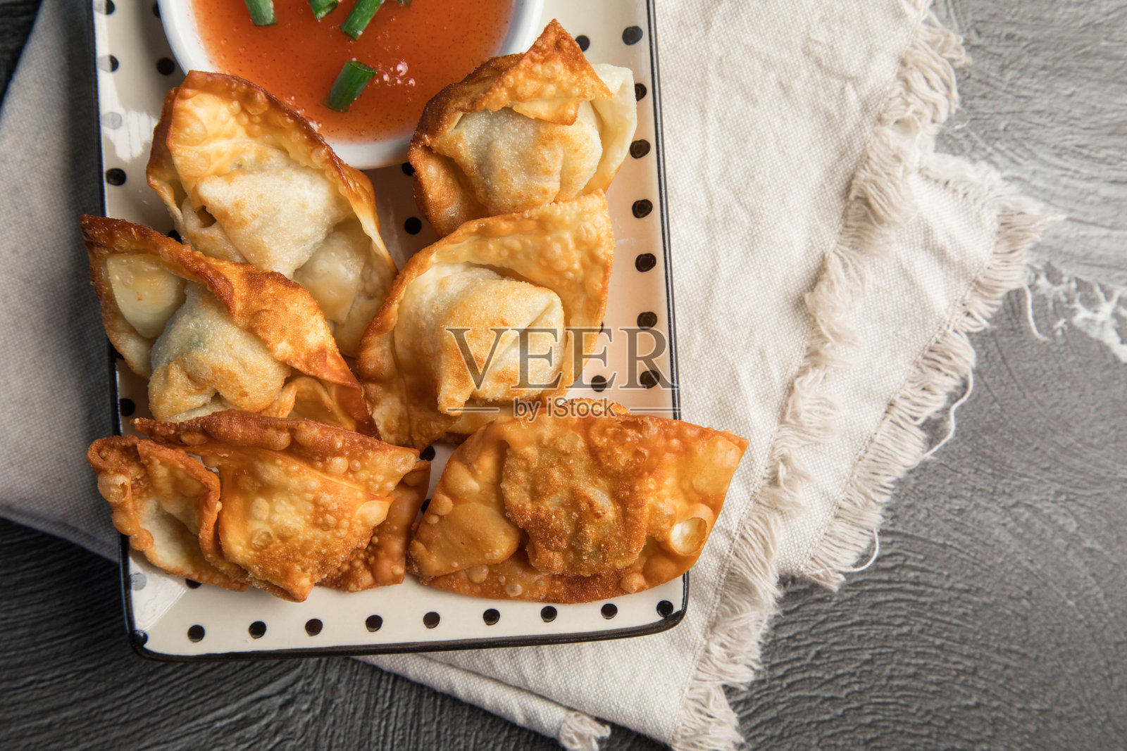 馄饨、汤圆、中式点心、饺子、街头小吃照片摄影图片