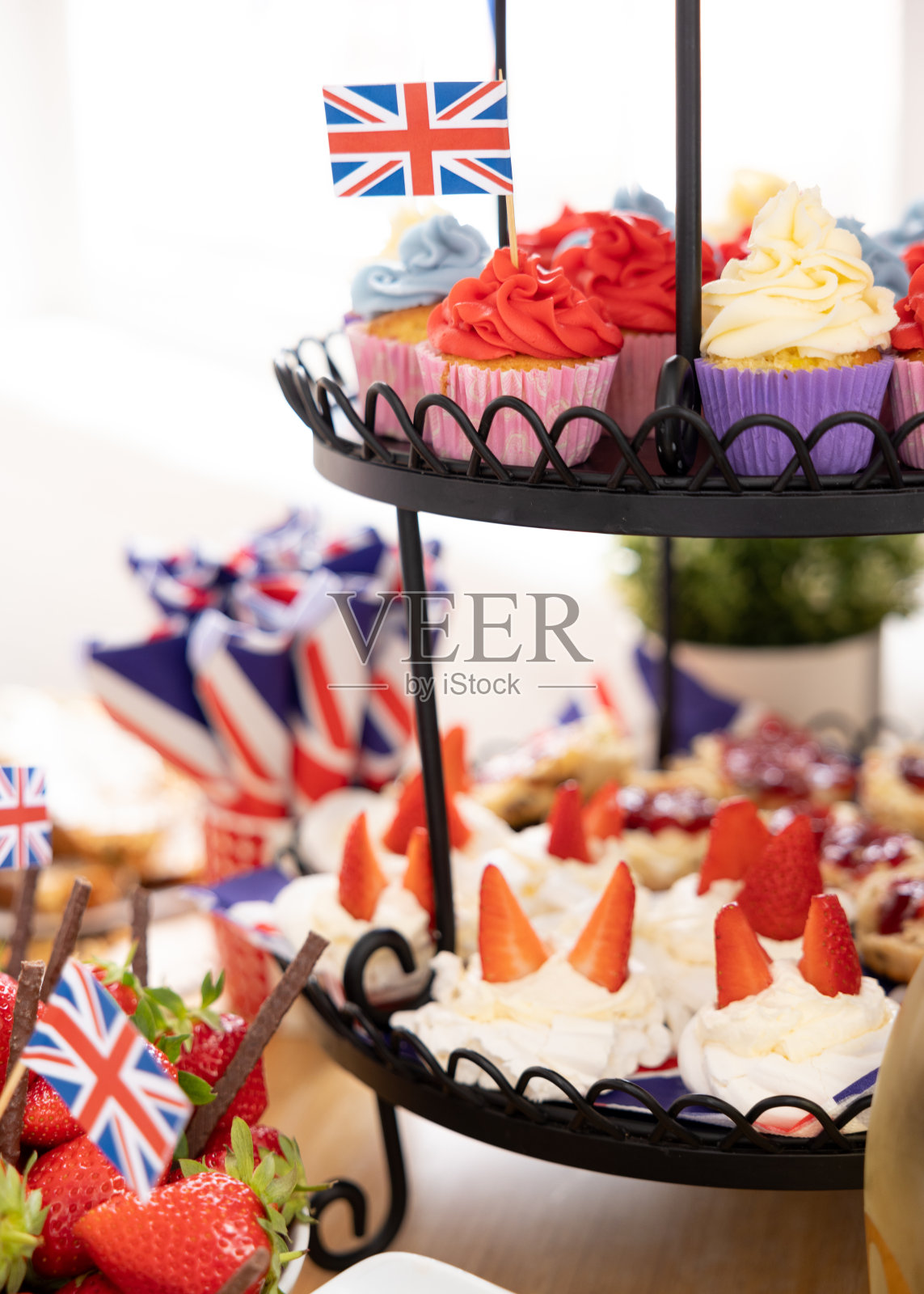 自制英式纸杯蛋糕照片摄影图片