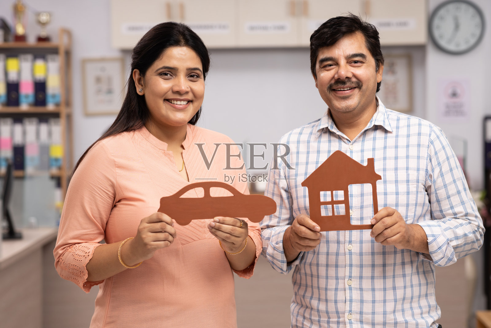 真实的人在银行股票照片的肖像照片摄影图片