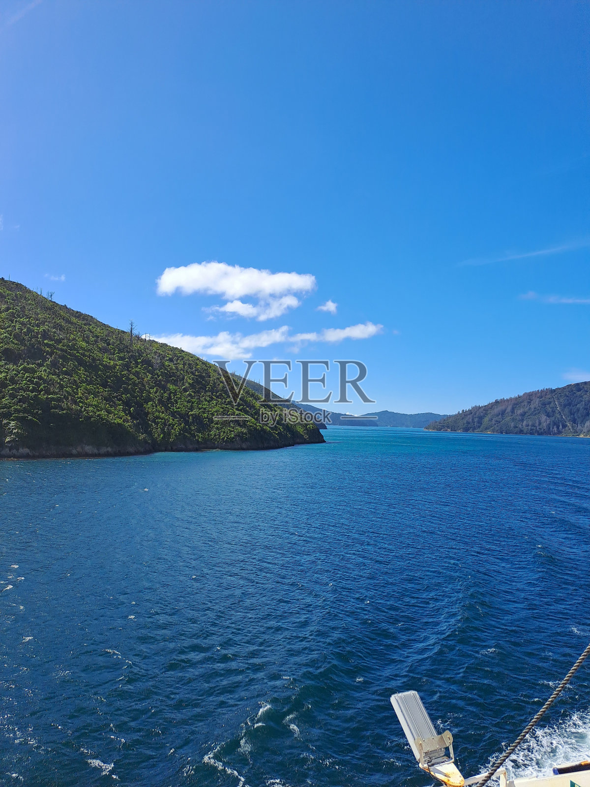 穿越新西兰的渡轮照片摄影图片