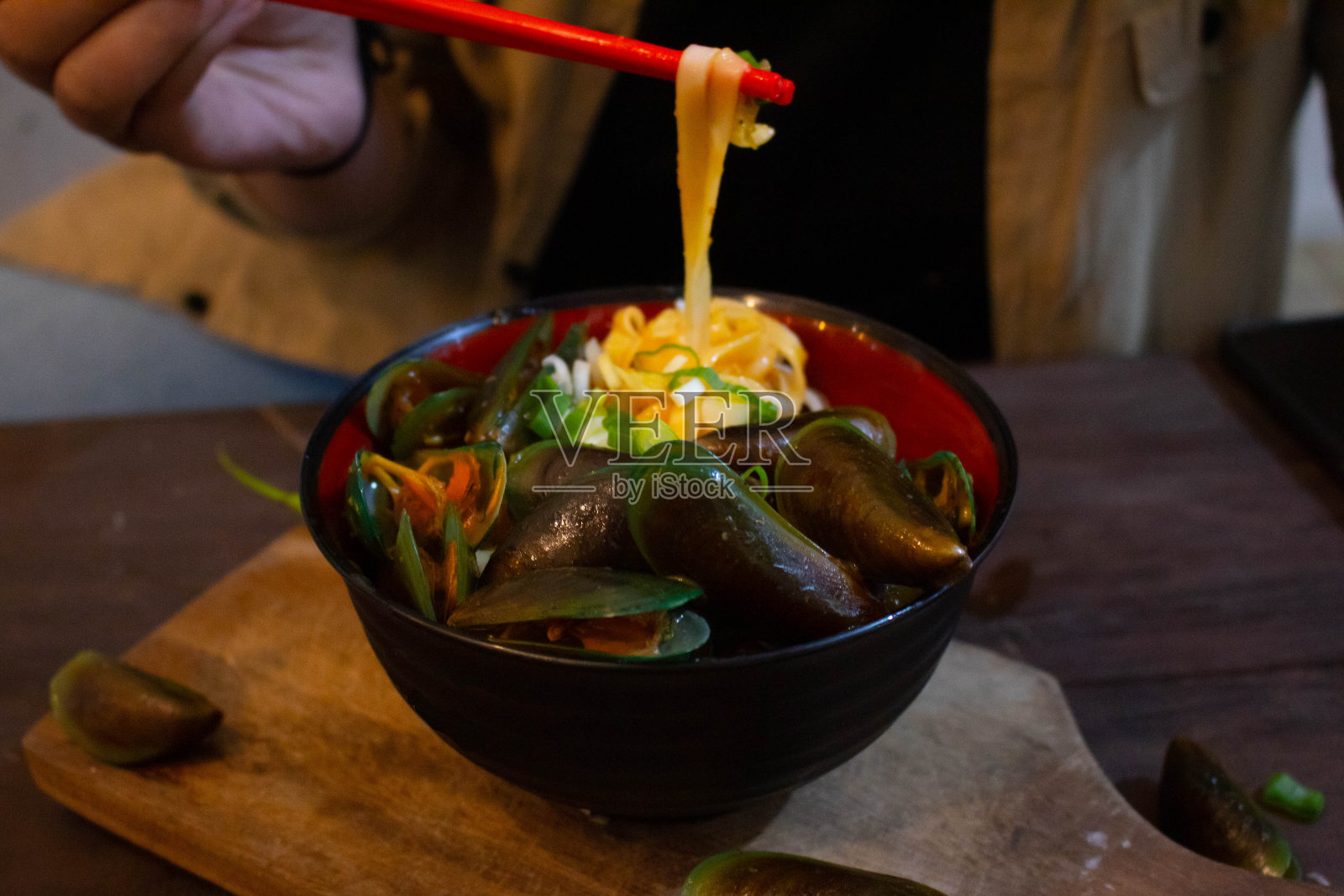 期待一顿美味的海鲜大餐照片摄影图片