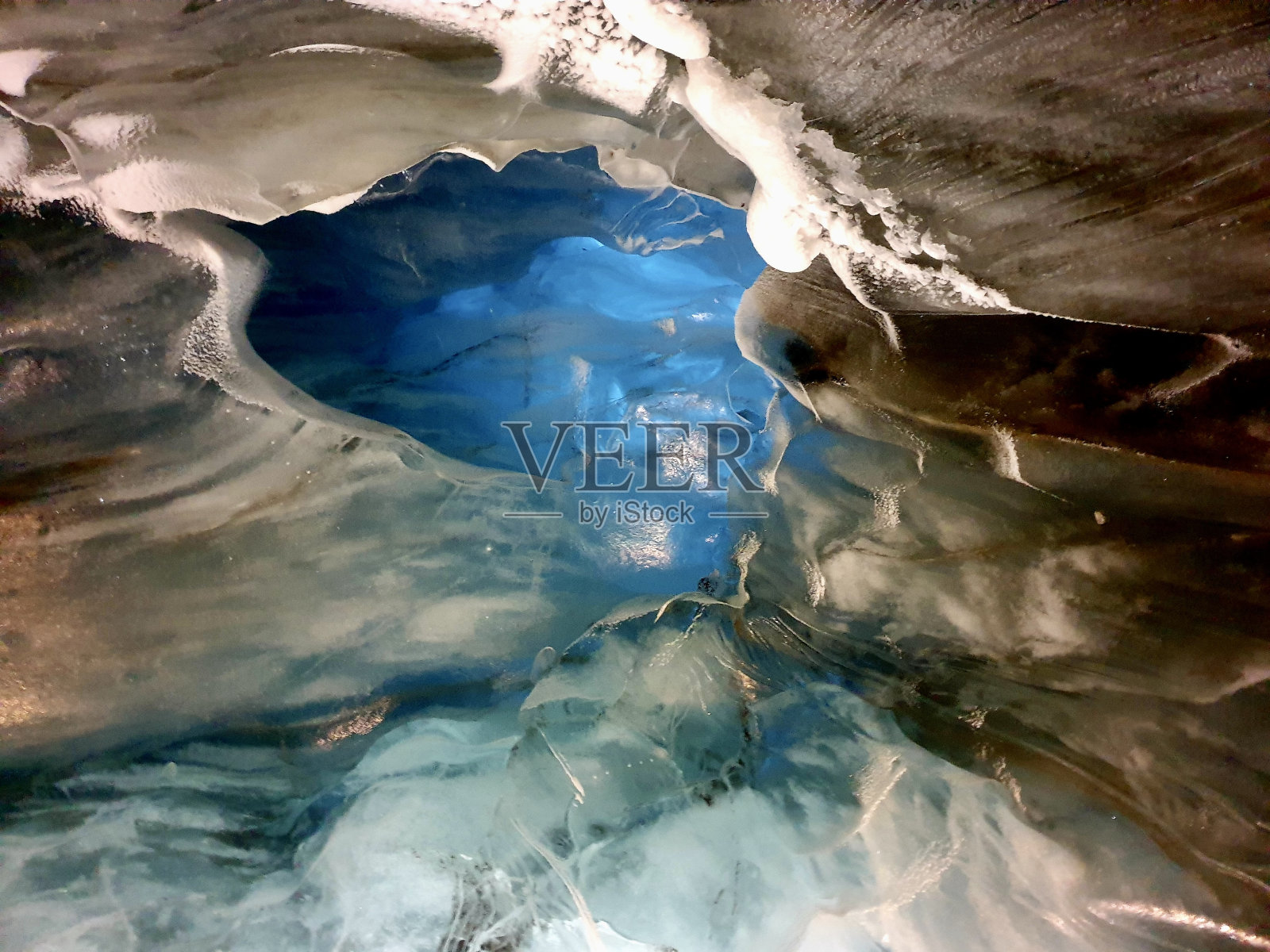 蓝水晶窗冰洞照片摄影图片