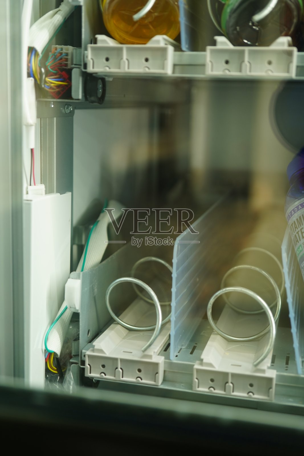 自动售货机货架照片摄影图片