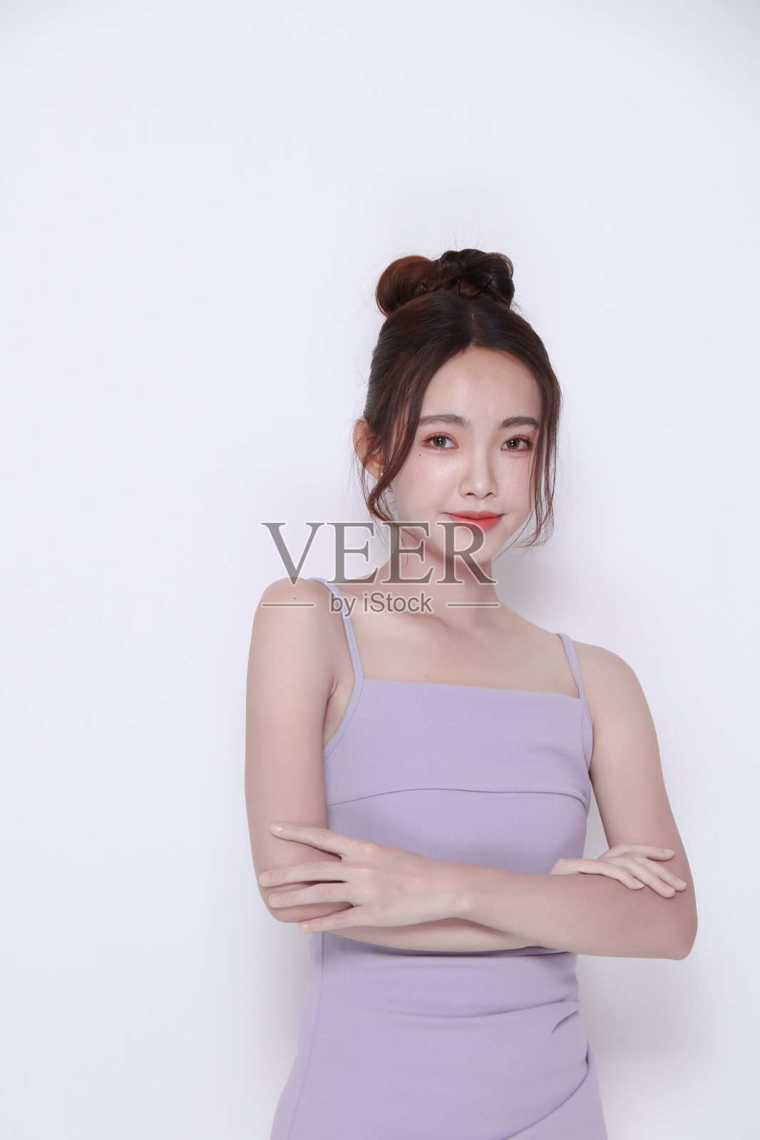 一个亚洲女性清晰的背景照片摄影图片