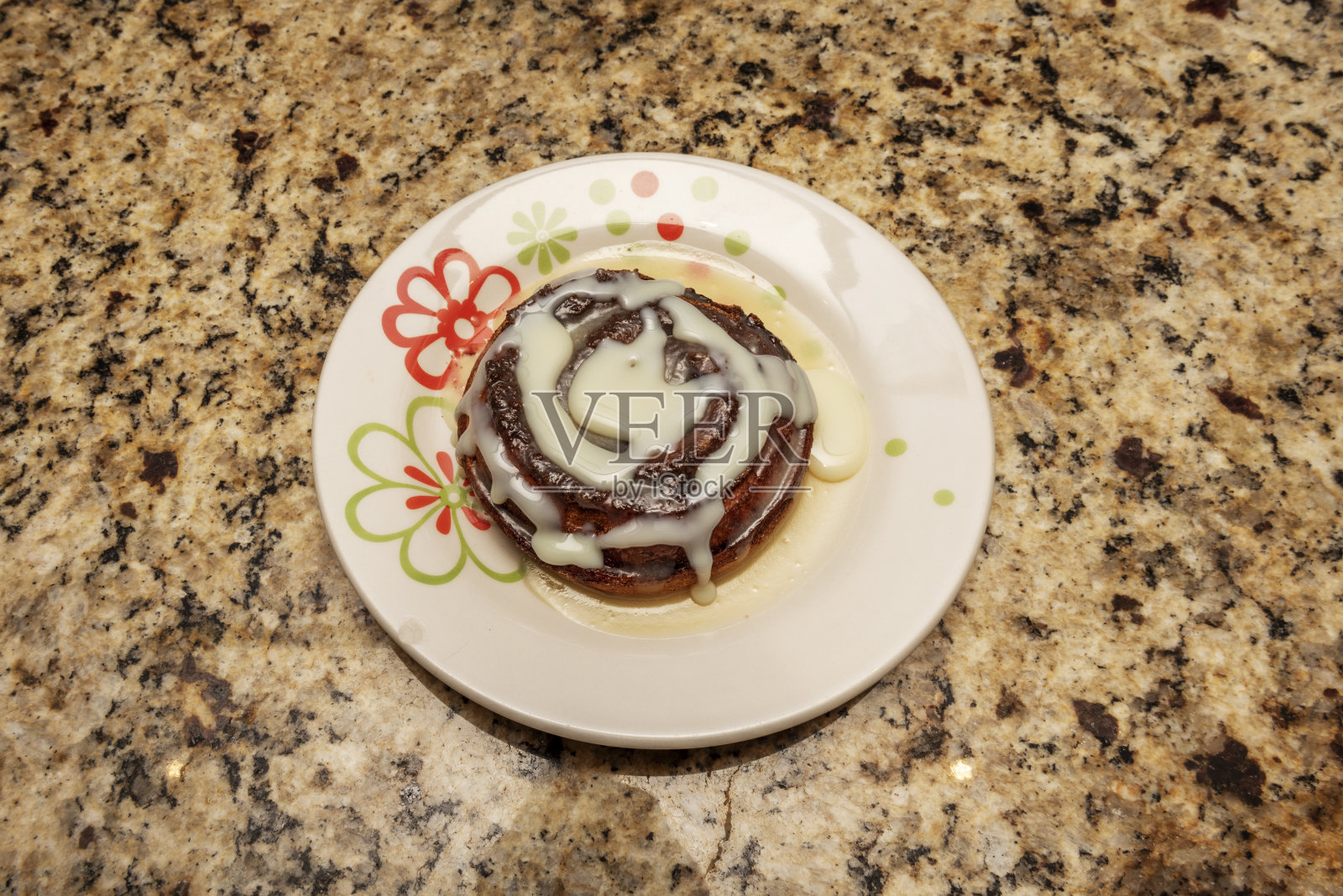 肉桂卷是20世纪20年代在瑞典和丹麦发明的一种面包卷。虽然肉桂卷在19世纪下半叶就已经为人所知照片摄影图片