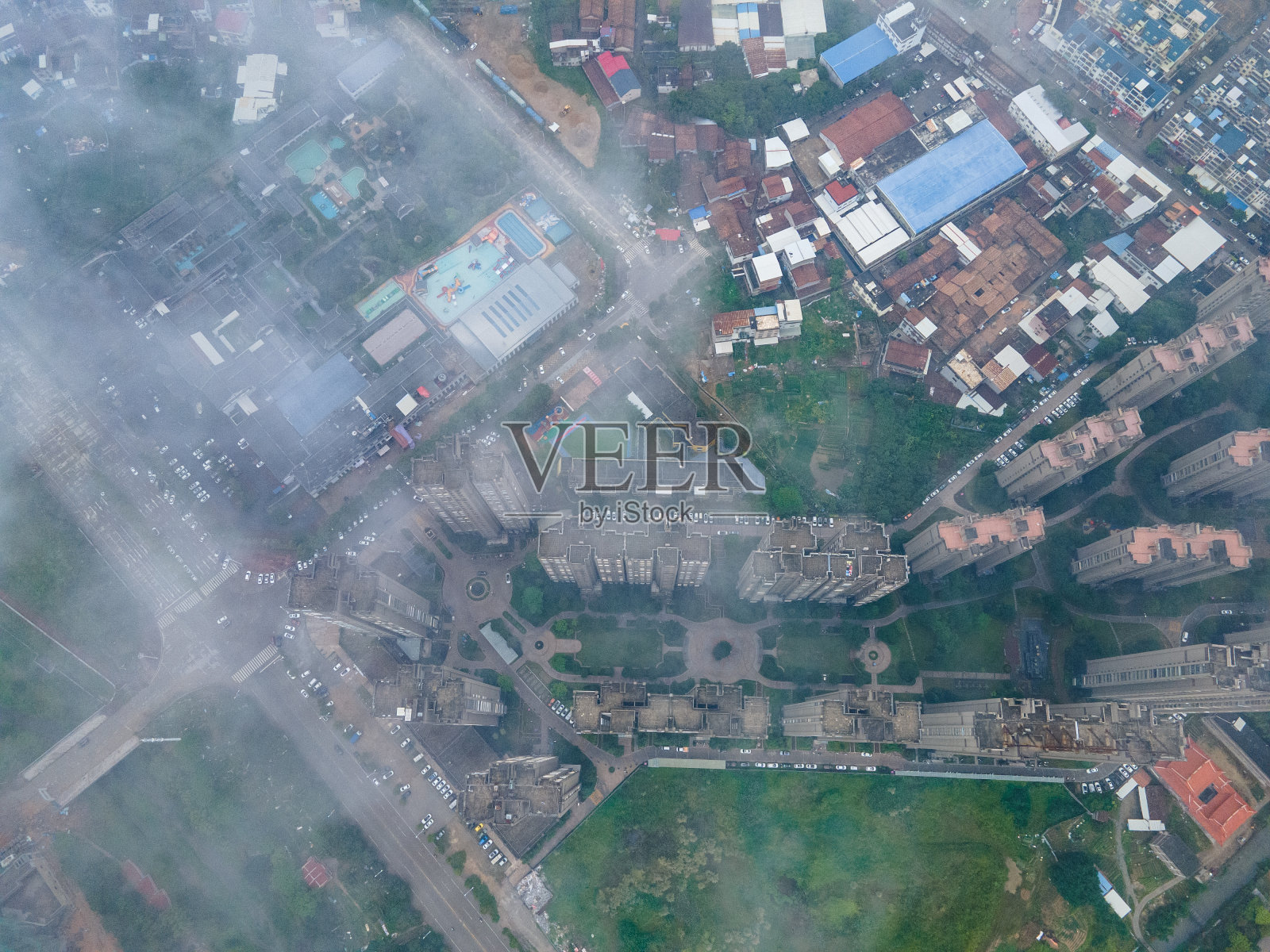 城市新建住宅楼鸟瞰图照片摄影图片