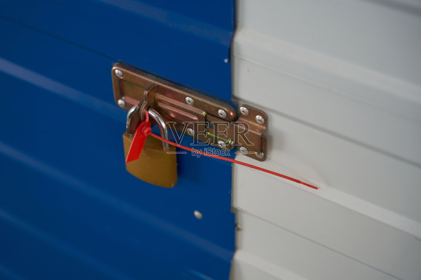 仓库自储单元锁的特写照片摄影图片