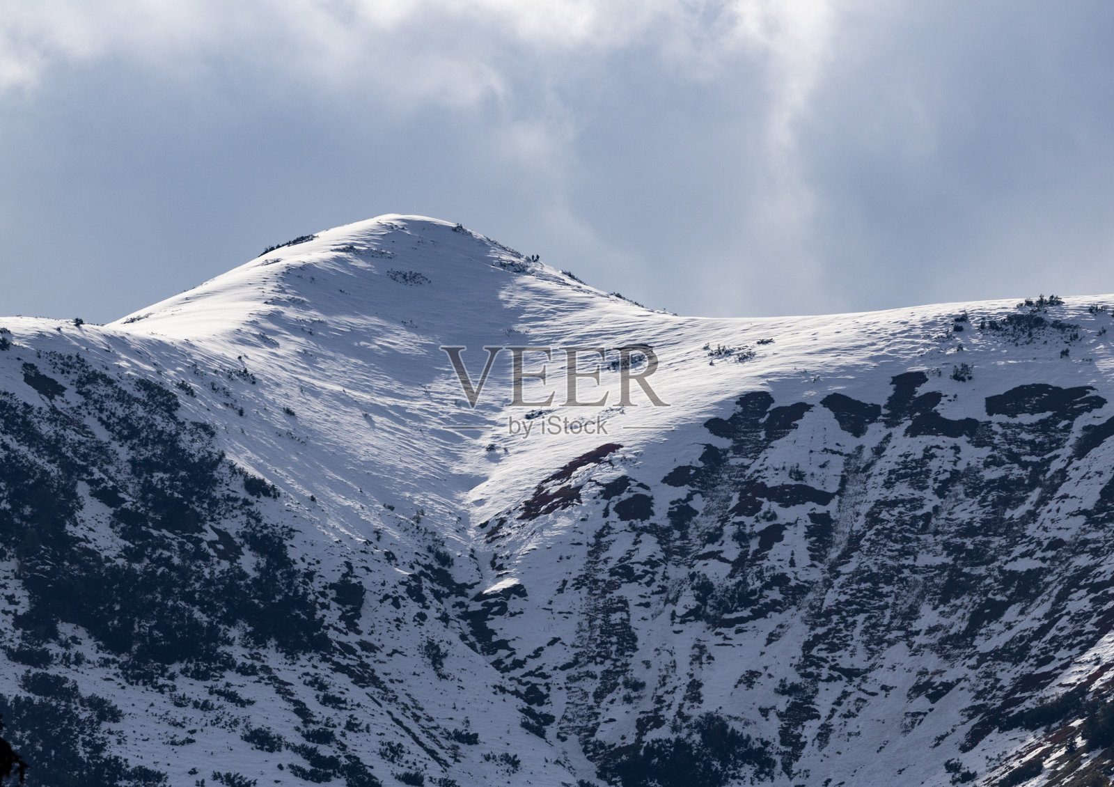冬天的塔特拉山脉照片摄影图片