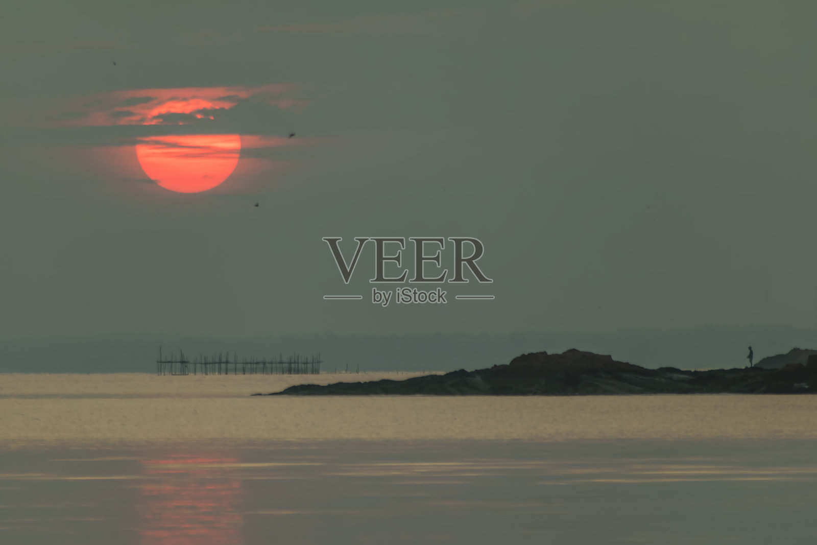 巴淡岛的日出照片摄影图片