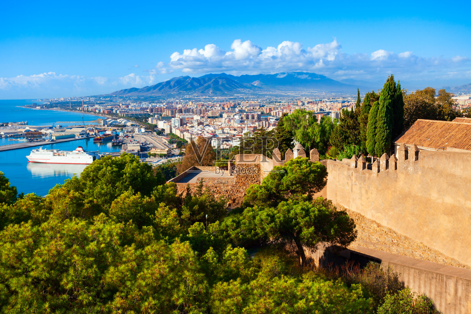 西班牙安达卢西亚社区马拉加的堡垒城墙照片摄影图片