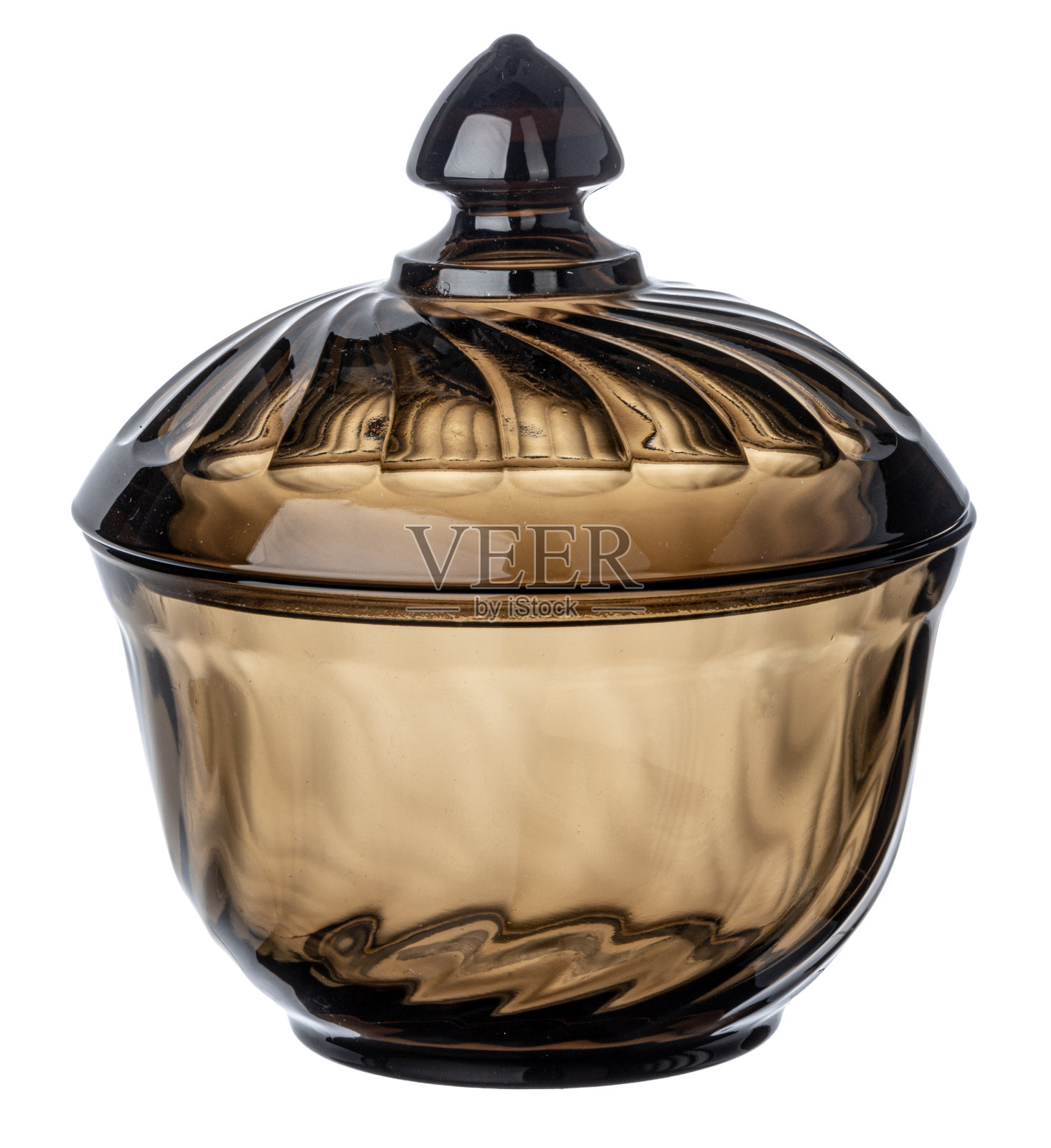 黑暗的空玻璃糖碗上孤立的白色照片摄影图片