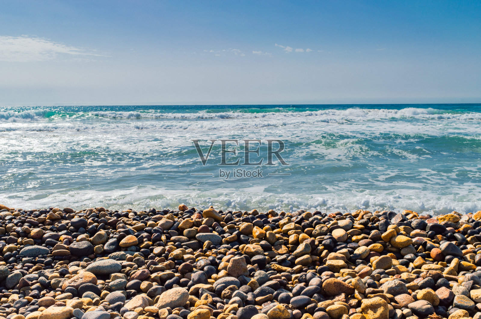 石头和大海照片摄影图片