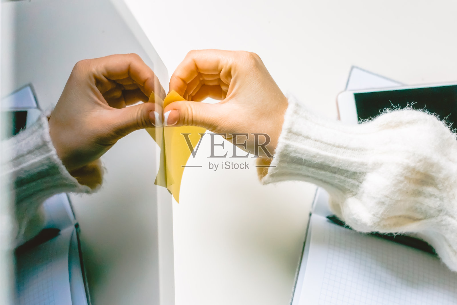 电脑工作人员照片摄影图片