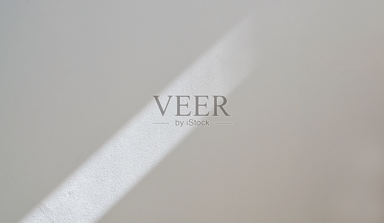 浅色背景图像,灰色色调,极简的光影设计,用于产品展示或其他创意目的。照片摄影图片