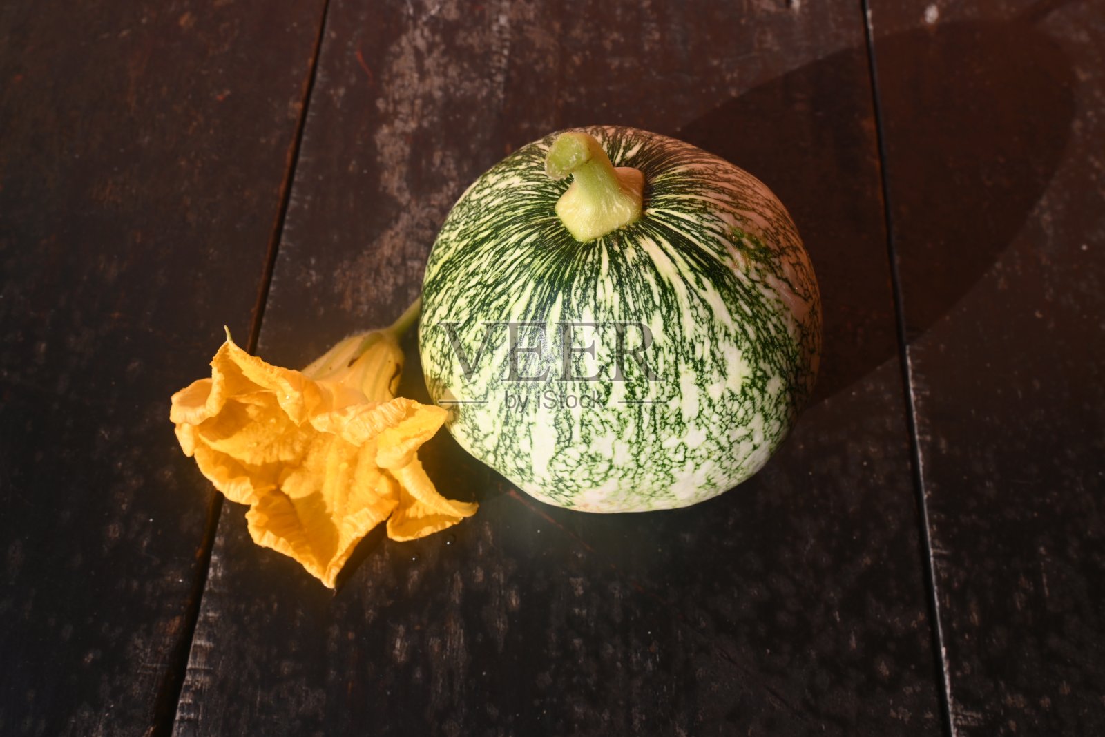 Argyrosperma蔬菜。照片摄影图片