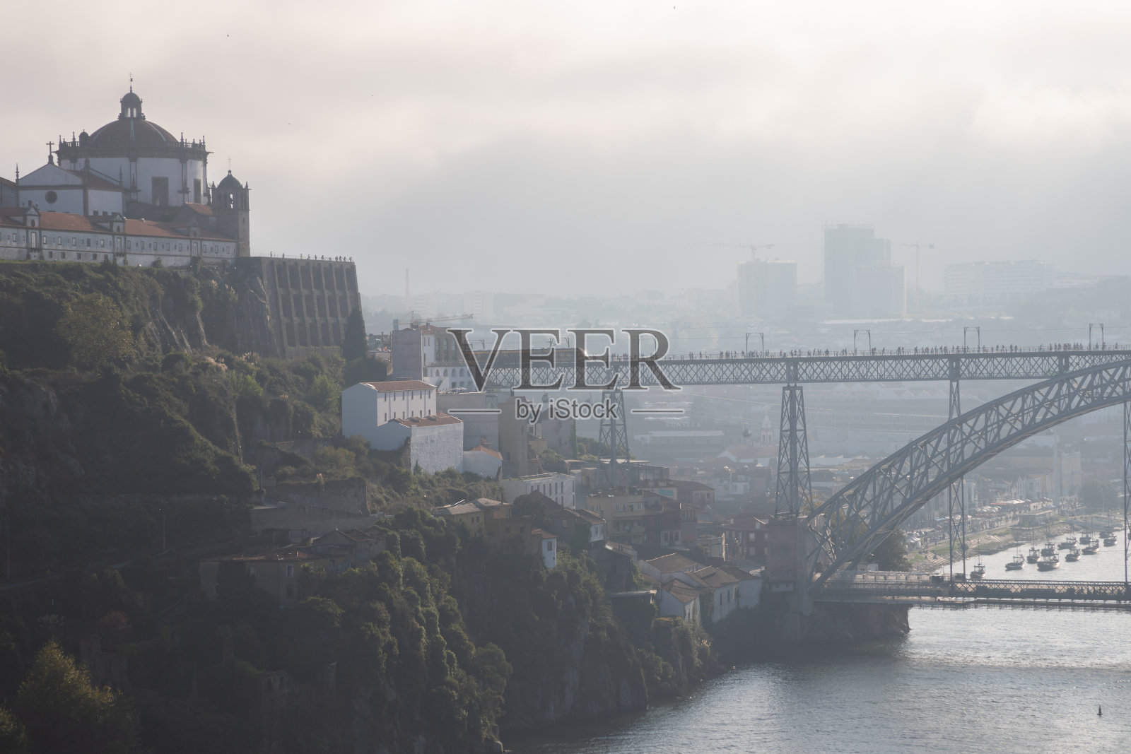 波尔图是葡萄牙一个美丽的城市照片摄影图片