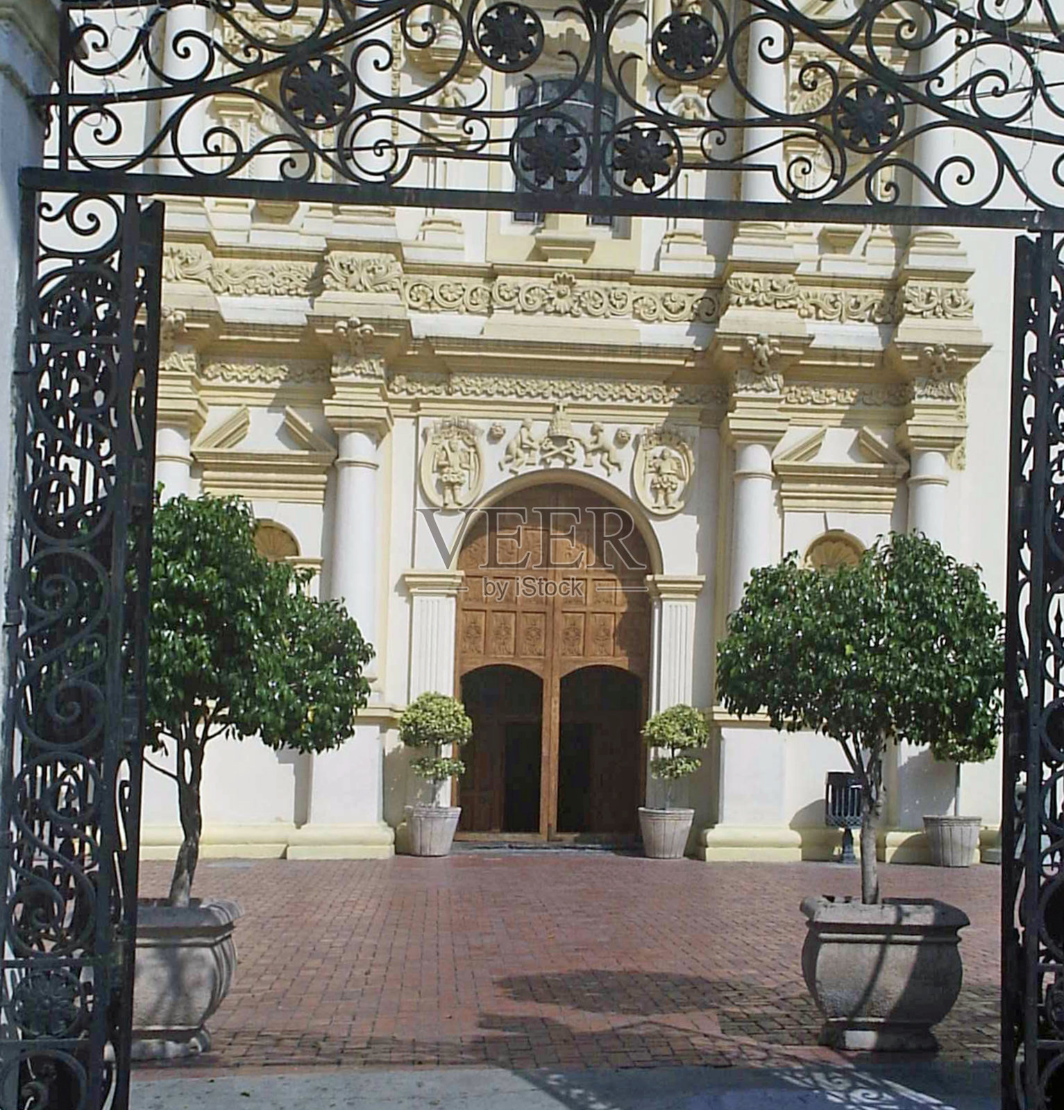 美丽的教堂庭院-蒙特利墨西哥-照片摄影图片