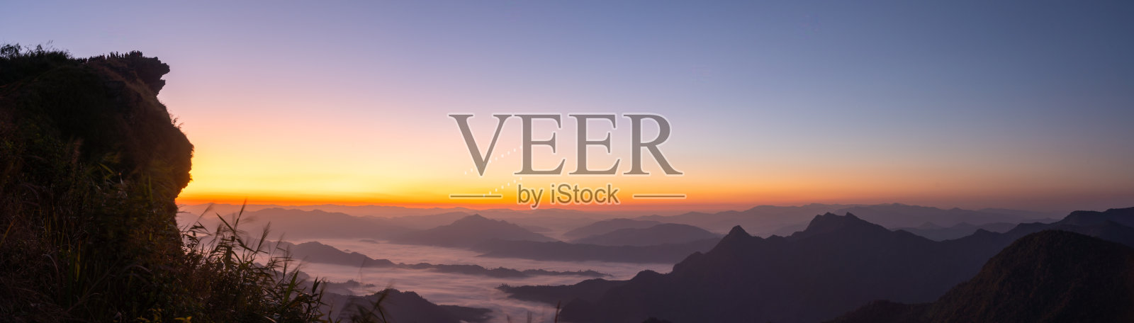 全景美丽的日出天空照片摄影图片