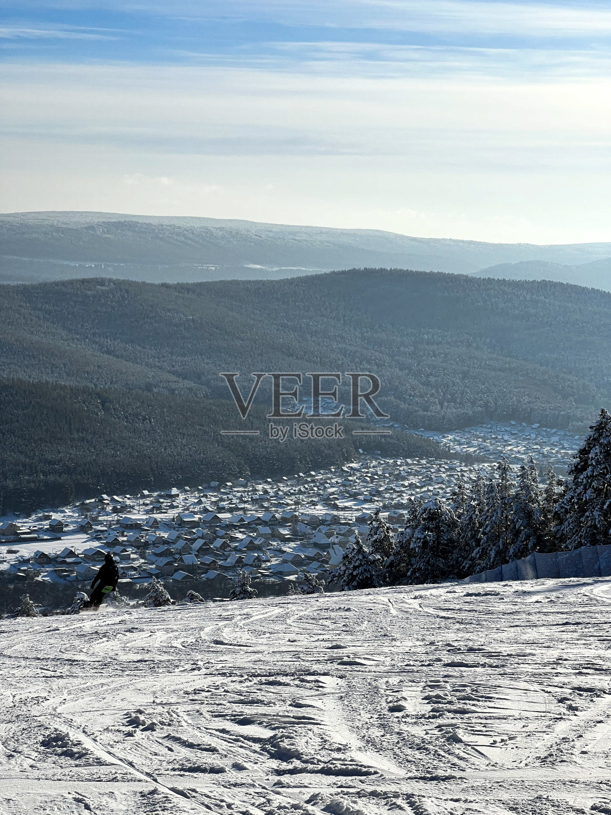 西伯利亚冬季景观,森林,雪照片摄影图片