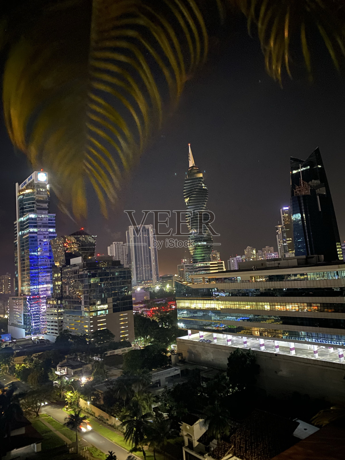 夜间PTY照片摄影图片