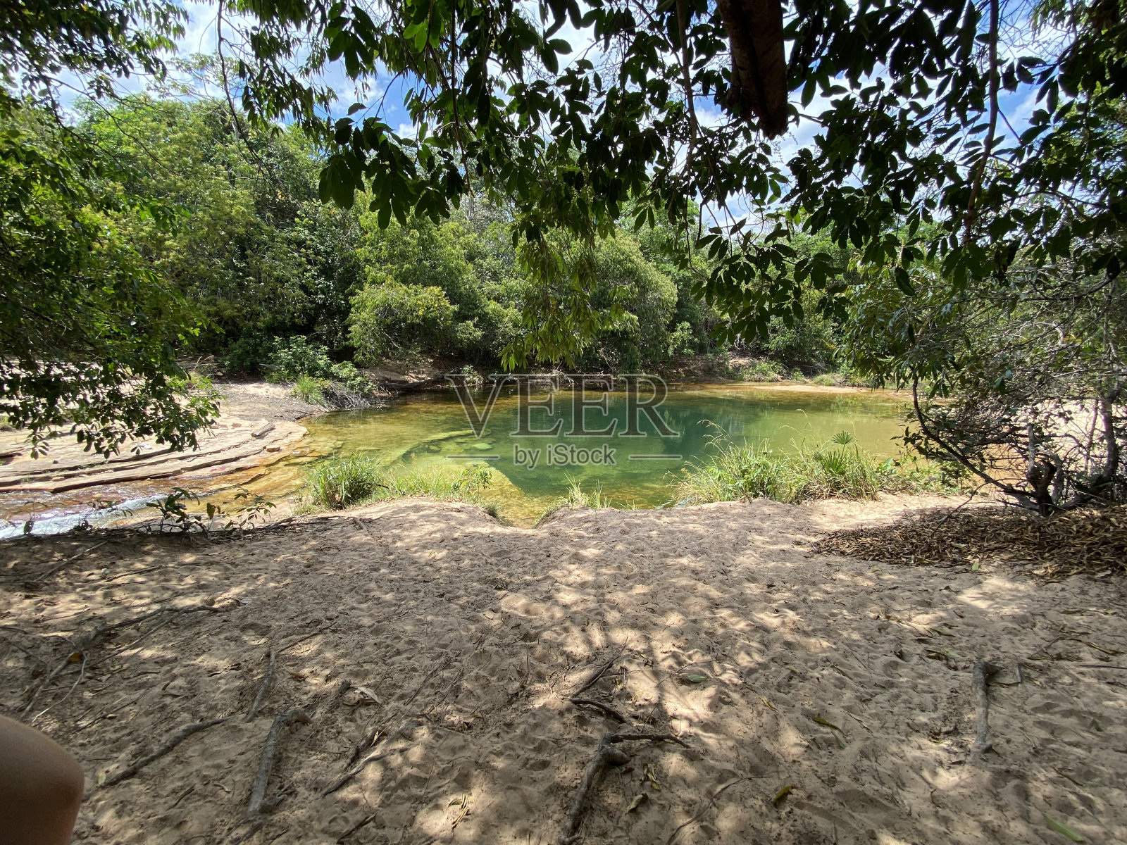 圣卢西亚瀑布一览无余照片摄影图片