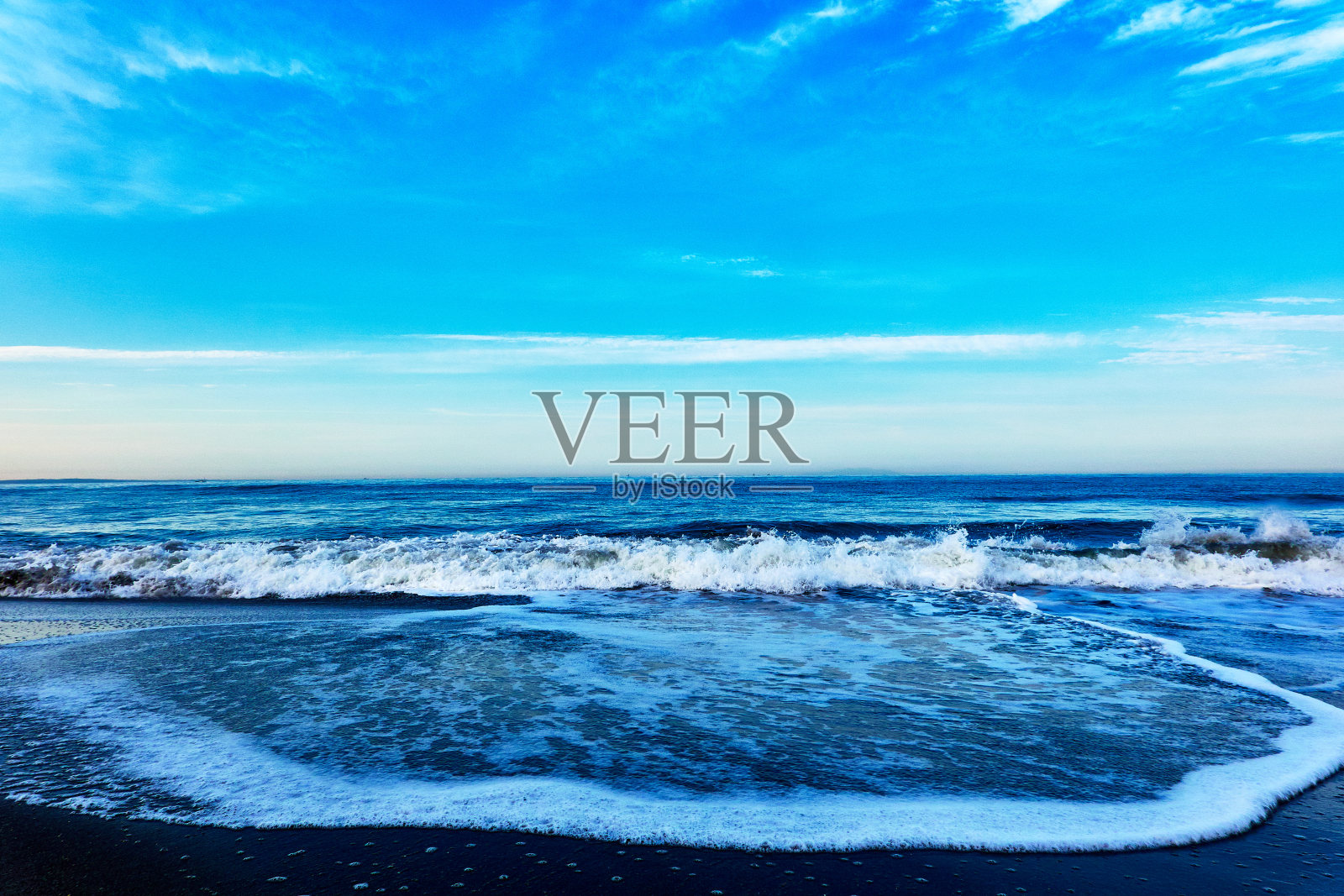 清晨的海景照片摄影图片