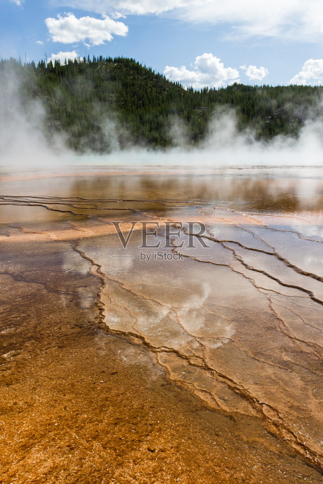 大棱镜泉黄石国家公园照片摄影图片