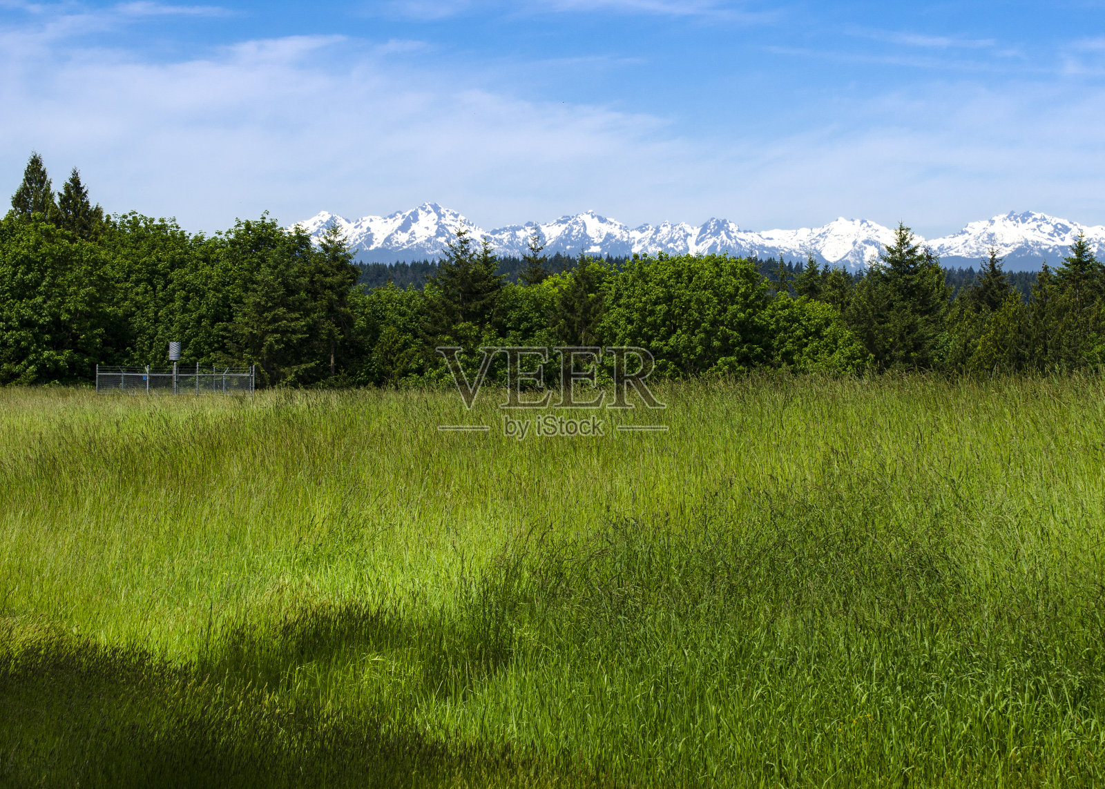 奥拉拉垃圾填埋场与奥林匹克山脉|废物管理处置照片摄影图片