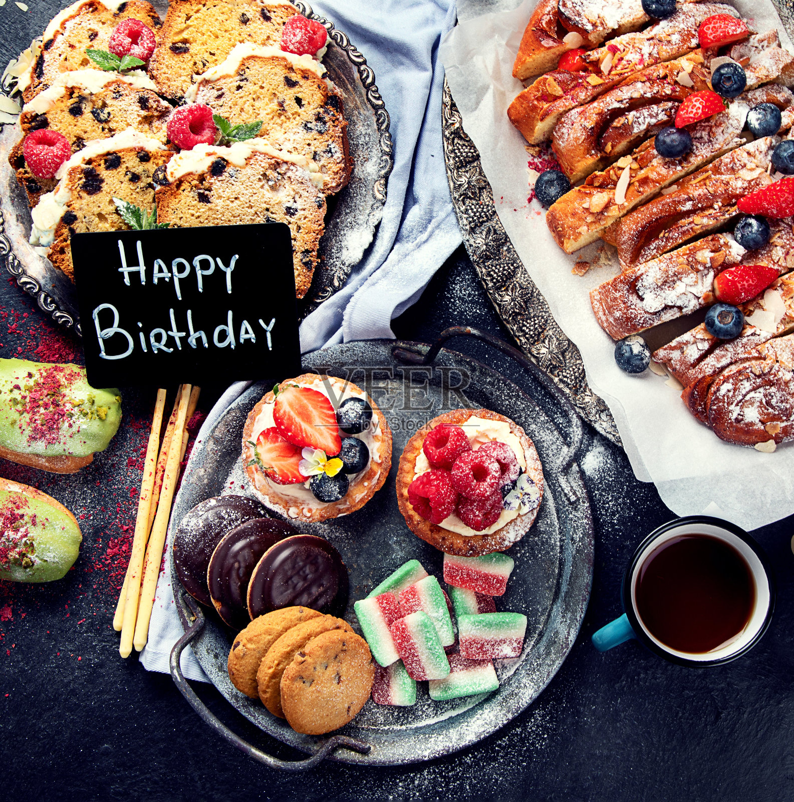 甜点表。俯视图,夏日蛋糕照片摄影图片